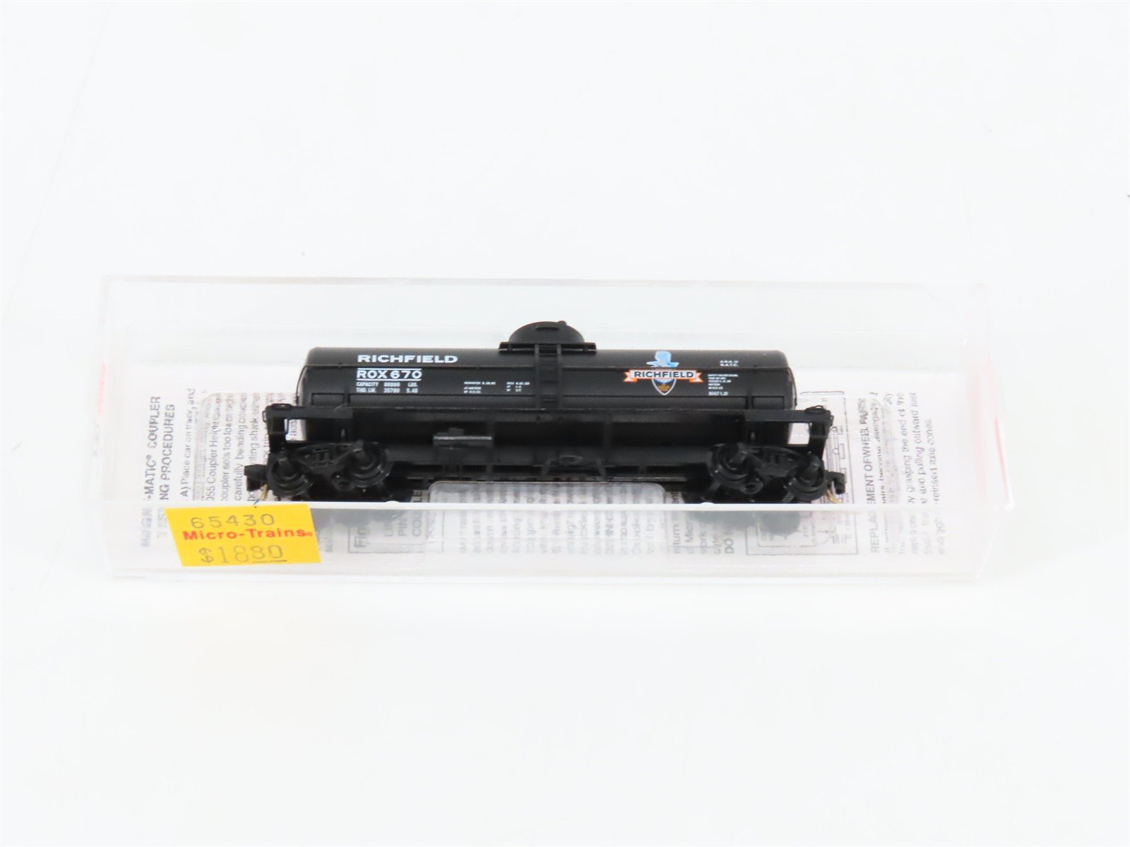 N Scale Micro-Trains MTL 65430 ROX Richfield Oil 39' Single Dome Tank Car #670