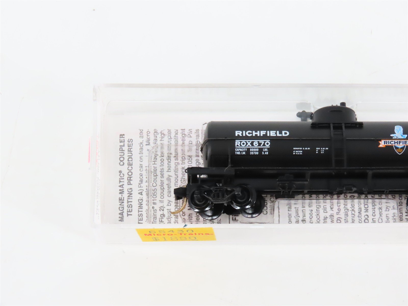 N Scale Micro-Trains MTL 65430 ROX Richfield Oil 39' Single Dome Tank Car #670