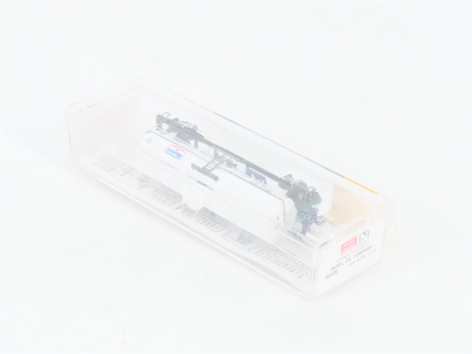 N Scale Micro-Trains MTL 65120 MOBX Mobil Oil 39' Single Dome Tank Car #11135