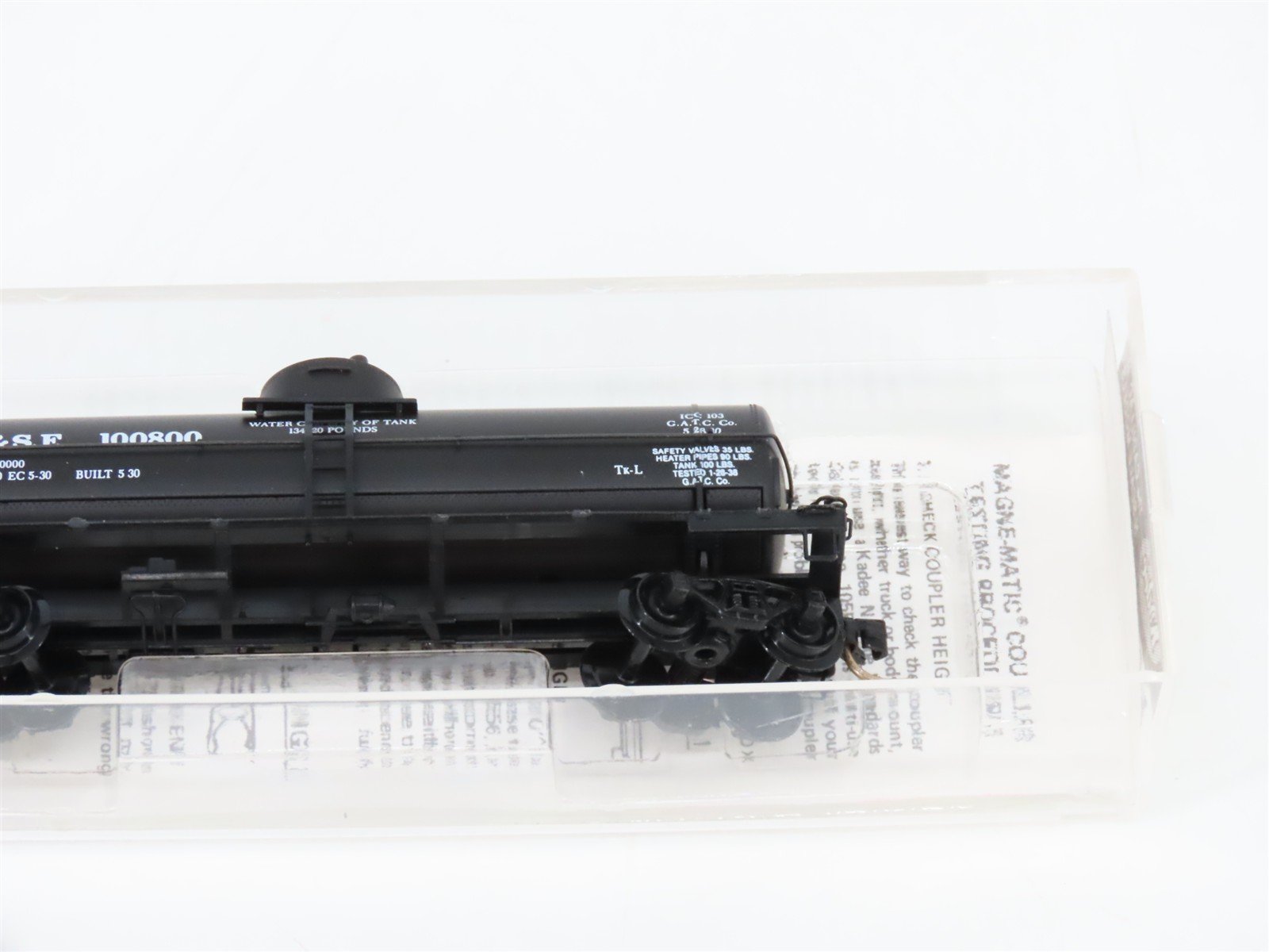 N Kadee Micro-Trains MTL 65010 ATSF Santa Fe 39' Single Dome Tank Car #100800