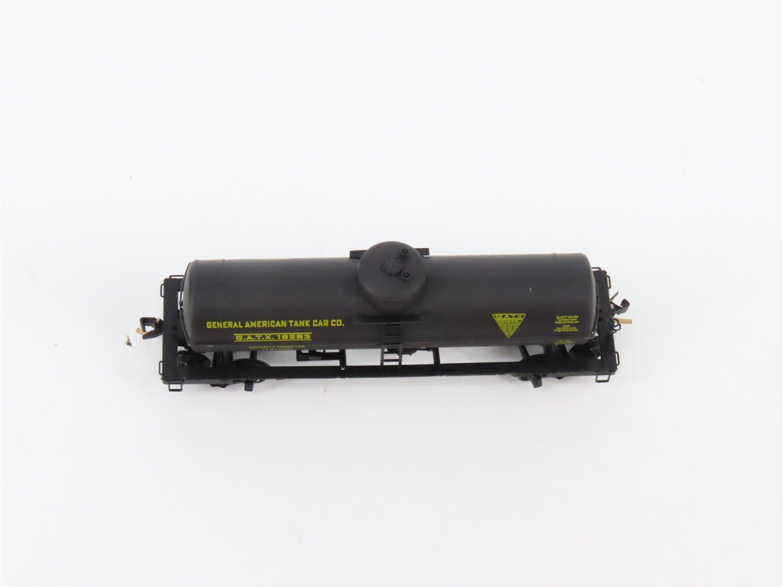 N Scale Kadee Micro-Trains MTL 65040 GATX 39' Single Dome Tank Car #19283