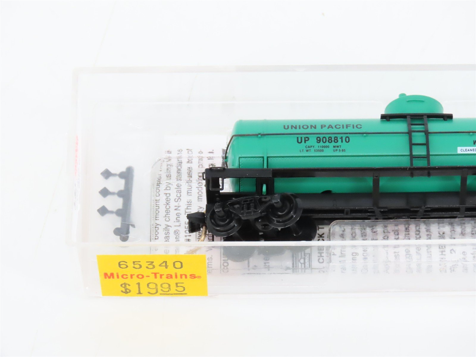 N Scale Micro-Trains MTL 65340 UP MofW Green 39' Single Dome Tank Car #908810