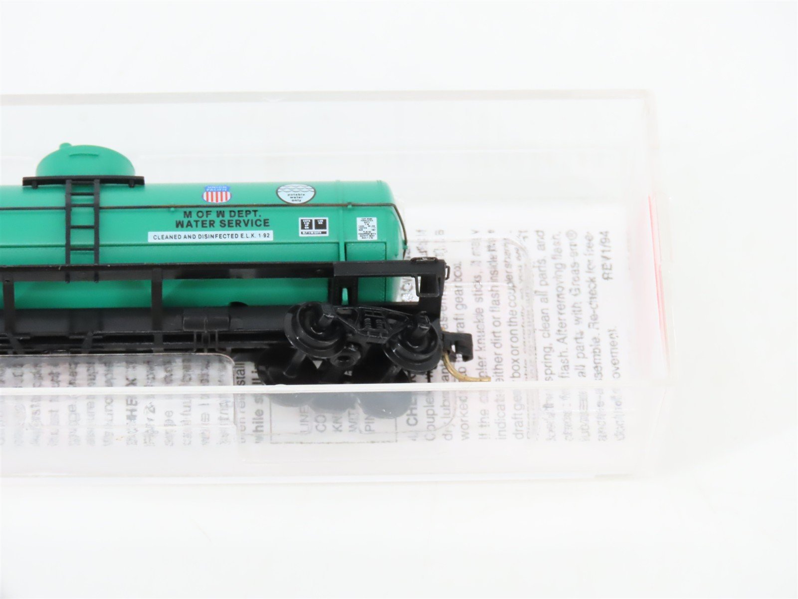 N Scale Micro-Trains MTL 65340 UP MofW Green 39' Single Dome Tank Car #908810
