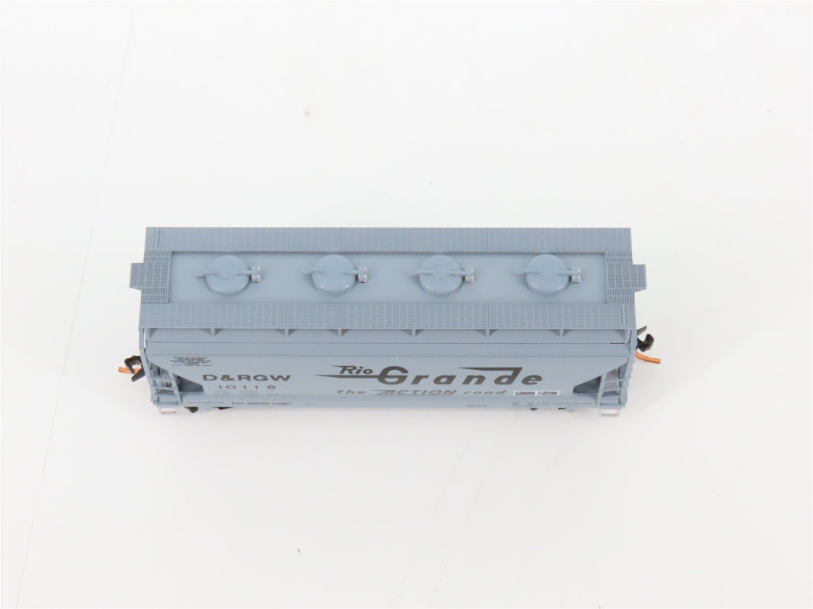 N Scale Micro-Trains MTL 09200020 D&RGW Rio Grande 2-Bay Covered Hopper #10116