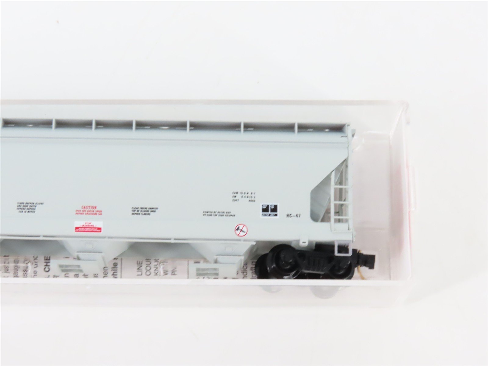 N Scale Micro-Trains MTL 94030 NS Norfolk Southern 3-Bay Covered Hopper #251085