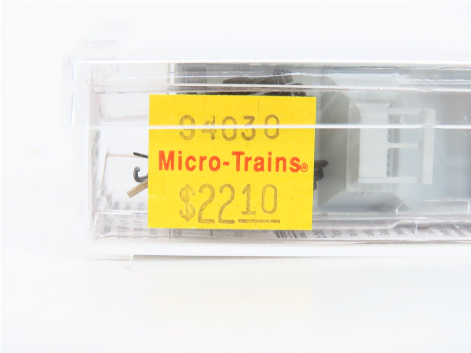 N Scale Micro-Trains MTL 94030 NS Norfolk Southern 3-Bay Covered Hopper #251085