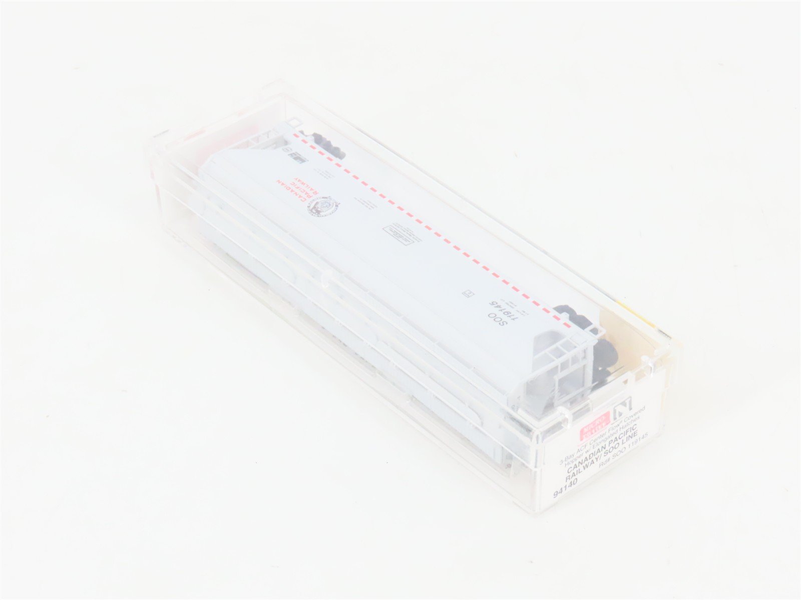N Scale Micro-Trains MTL 94140 CP/SOO Line 3-Bay ACF Covered Hopper #119145