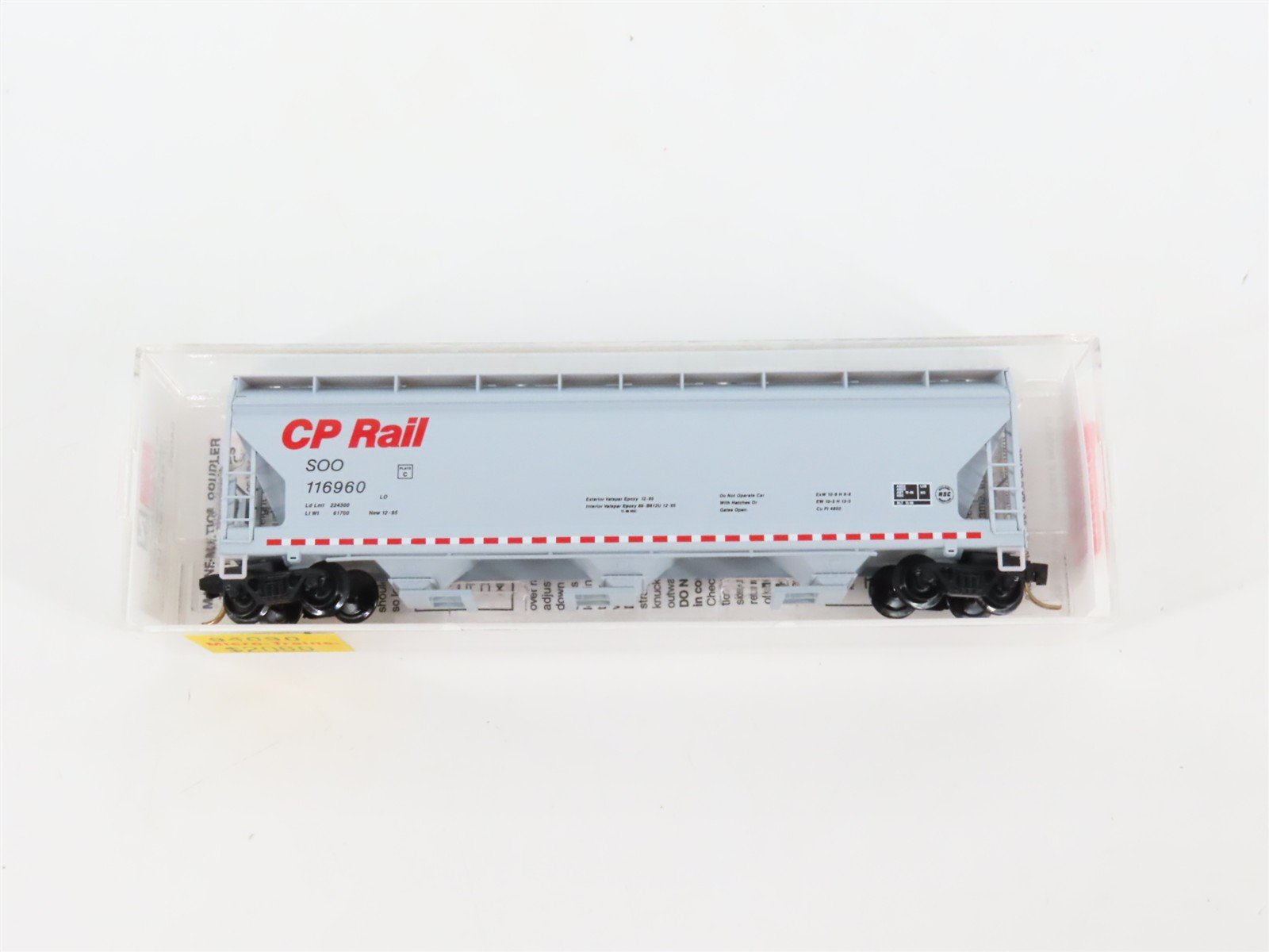 N Scale Micro-Trains MTL 94090 CP Rail/SOO Line 3-Bay Covered Hopper #116960