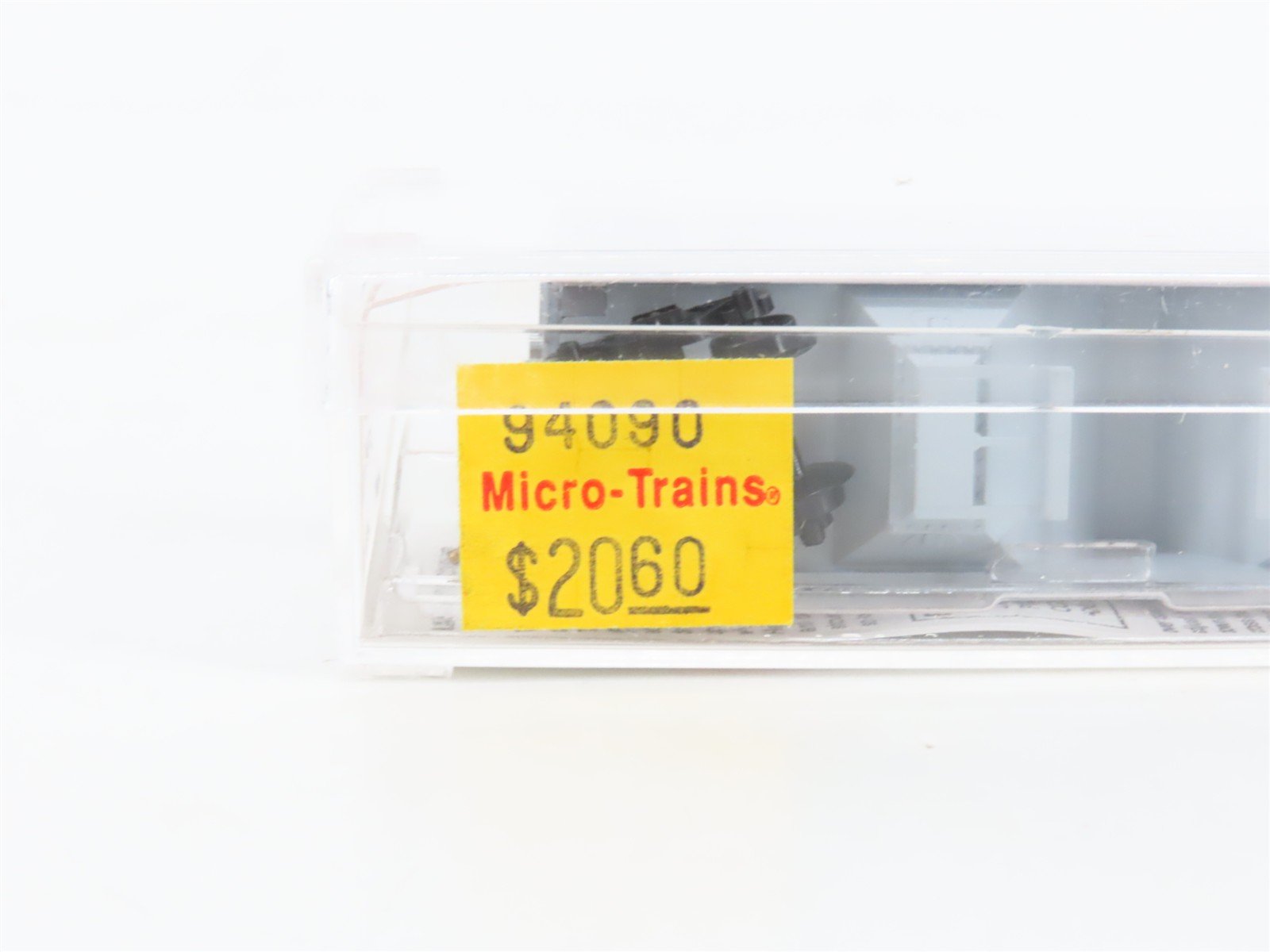 N Scale Micro-Trains MTL 94090 CP Rail/SOO Line 3-Bay Covered Hopper #116960