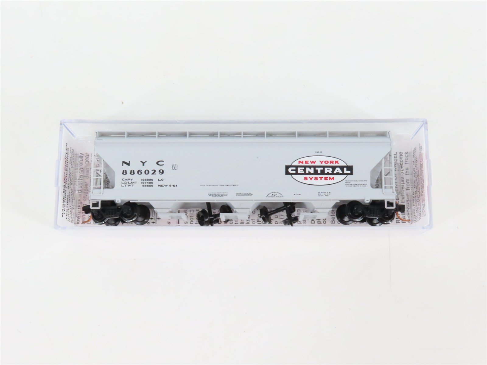 N Micro-Trains MTL 09300030 NYC New York Central 3-Bay Covered Hopper #886029