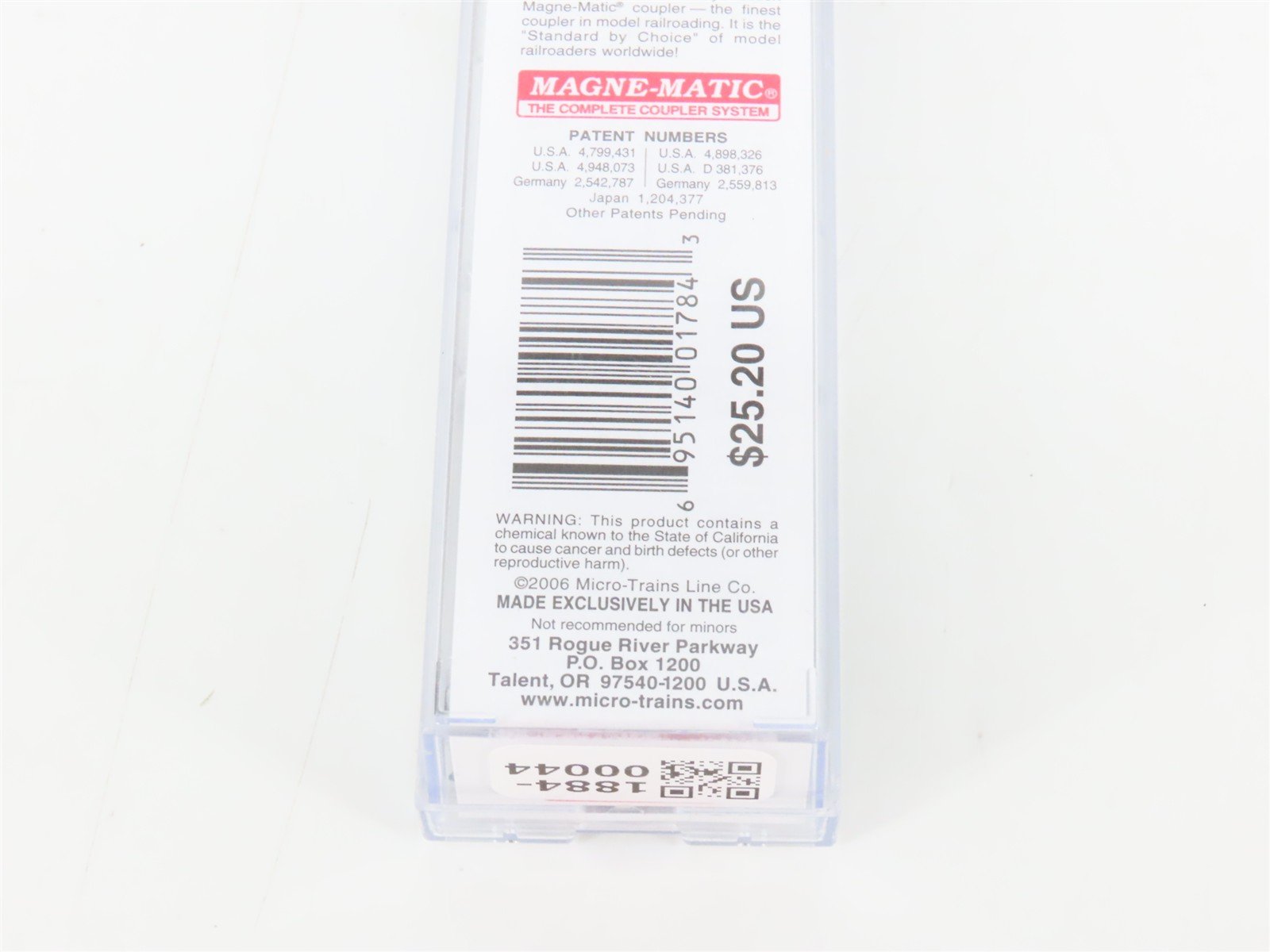 N Micro-Trains MTL 09300030 NYC New York Central 3-Bay Covered Hopper #886029