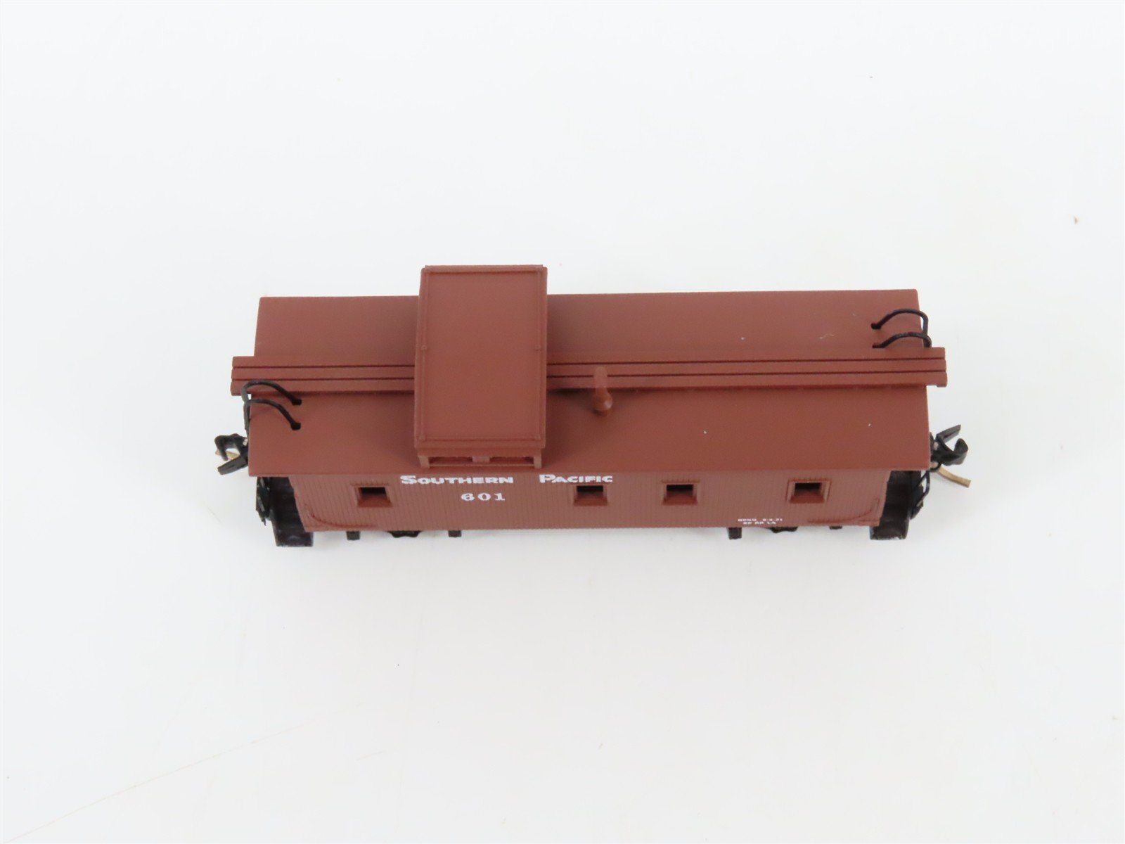 N Scale Micro-Trains MTL 51150 SP Southern Pacific Offset Cupola Caboose #601