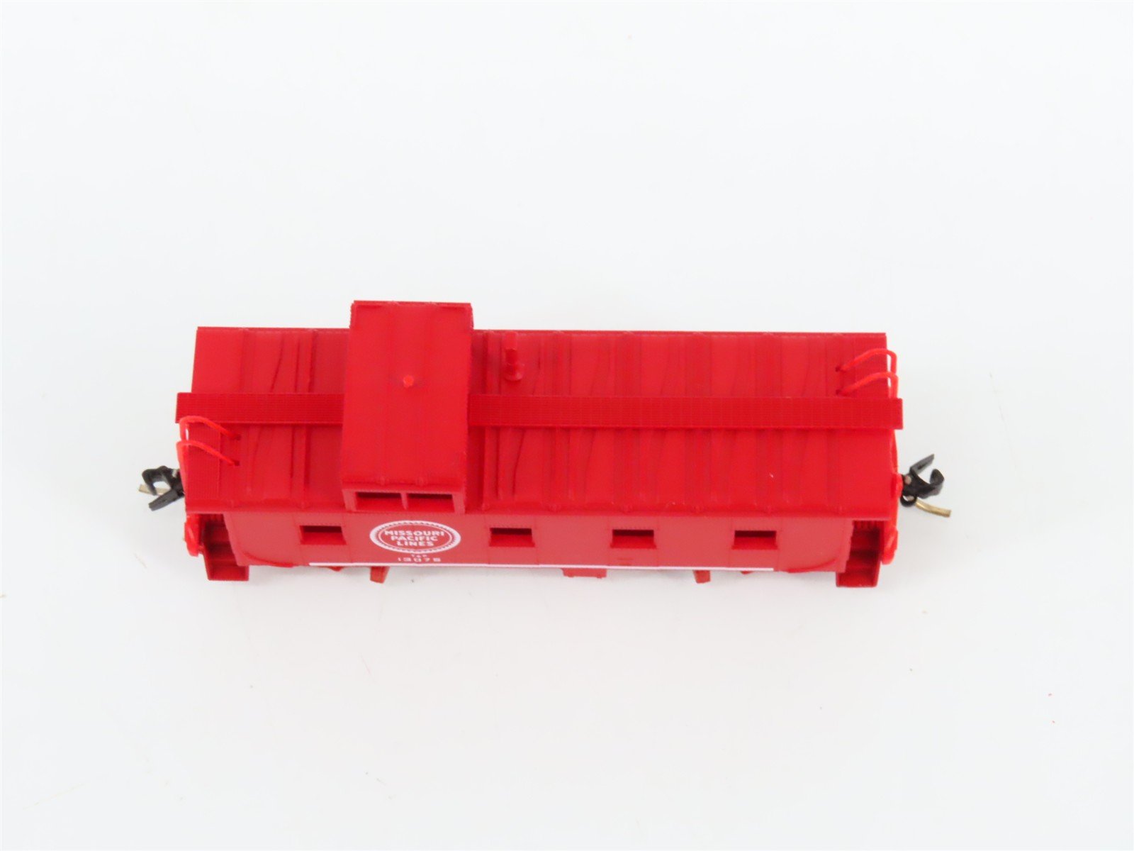 N Scale Micro-Trains MTL 100020 MP Missouri Pacific Offset Cupola Caboose #13075