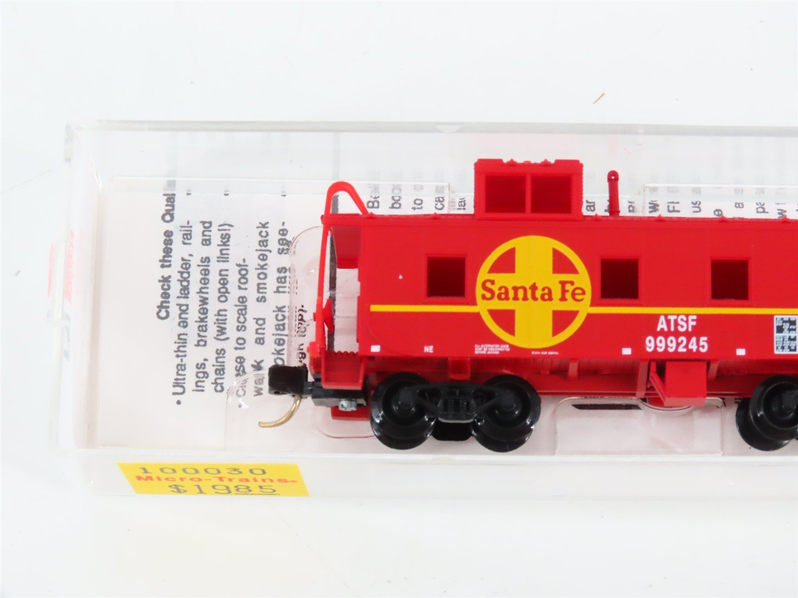 N Micro-Trains MTL 100030 ATSF Santa Fe Offset Cupola Steel Caboose #999245