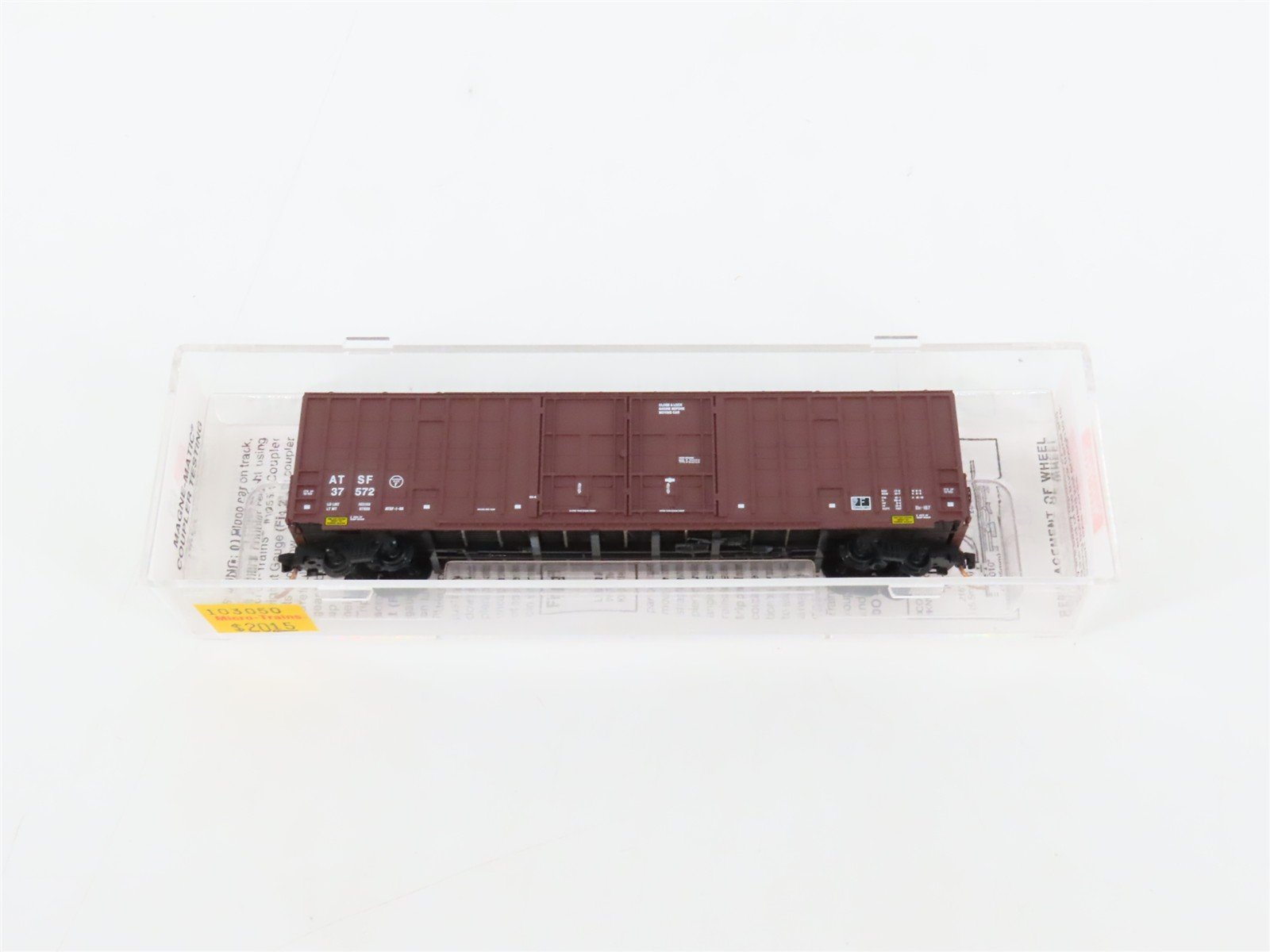 N Scale Micro-Trains MTL 103050 ATSF Santa Fe 60' Waffle-Side Box Car #37572