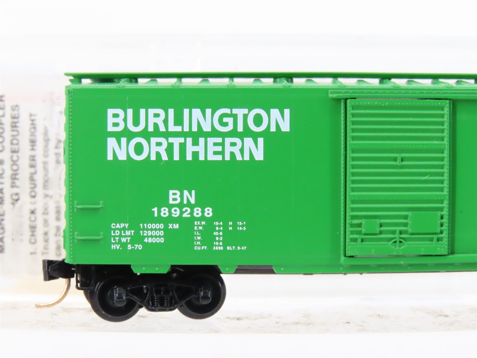 N Micro-Trains MTL 20306/2 BN Burlington Northern 40' Standard Boxcar #189288