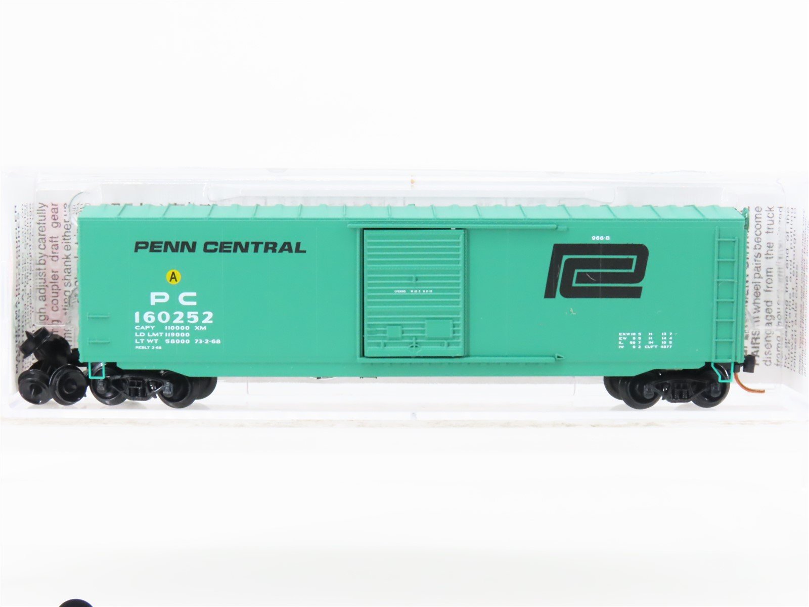 N Scale Micro-Trains MTL 07700110 PC Penn Central 50' Standard Boxcar #160252