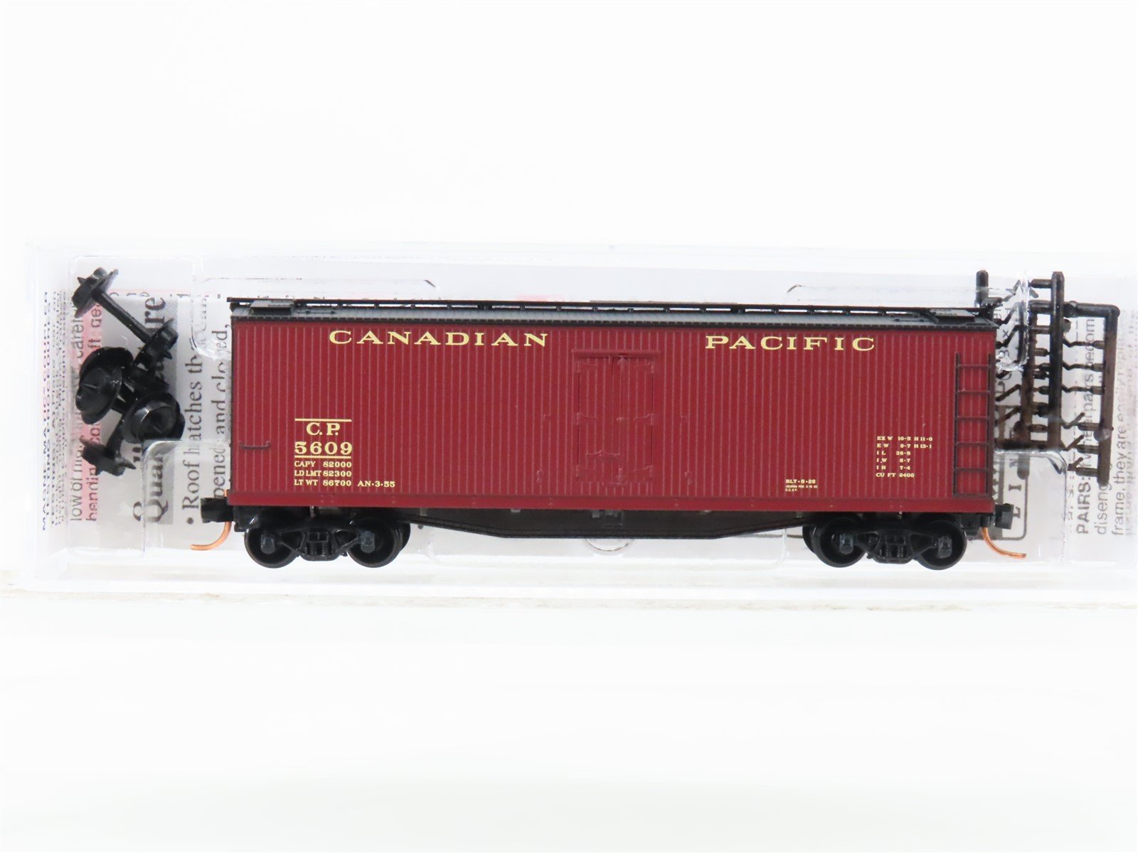 N Scale Micro-Trains MTL 04900530 CP Canadian Pacific 40' Wood Reefer #5609