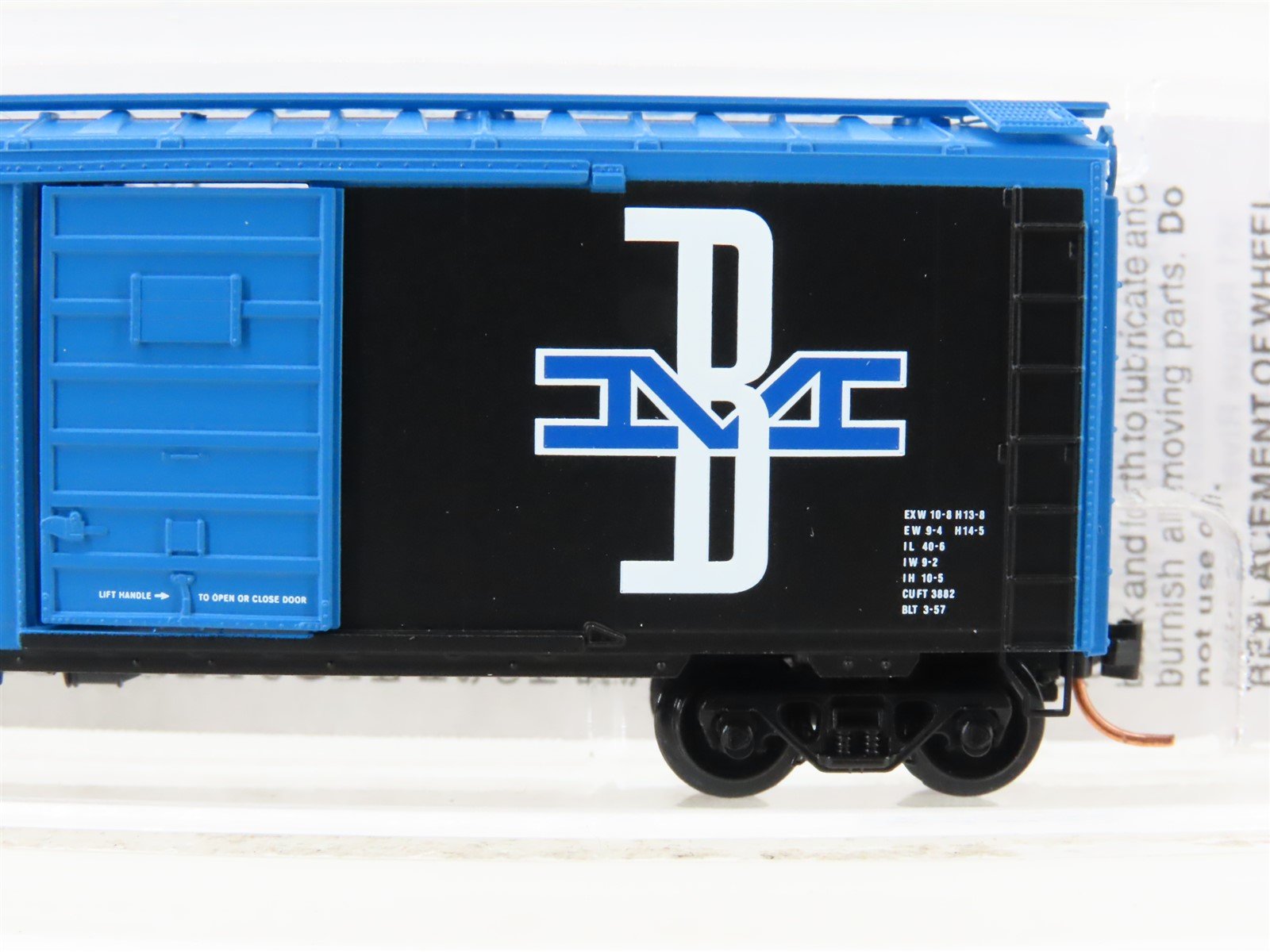 N Micro-Trains MTL 02000696 B&M Boston & Maine 40' Standard Boxcar #76032