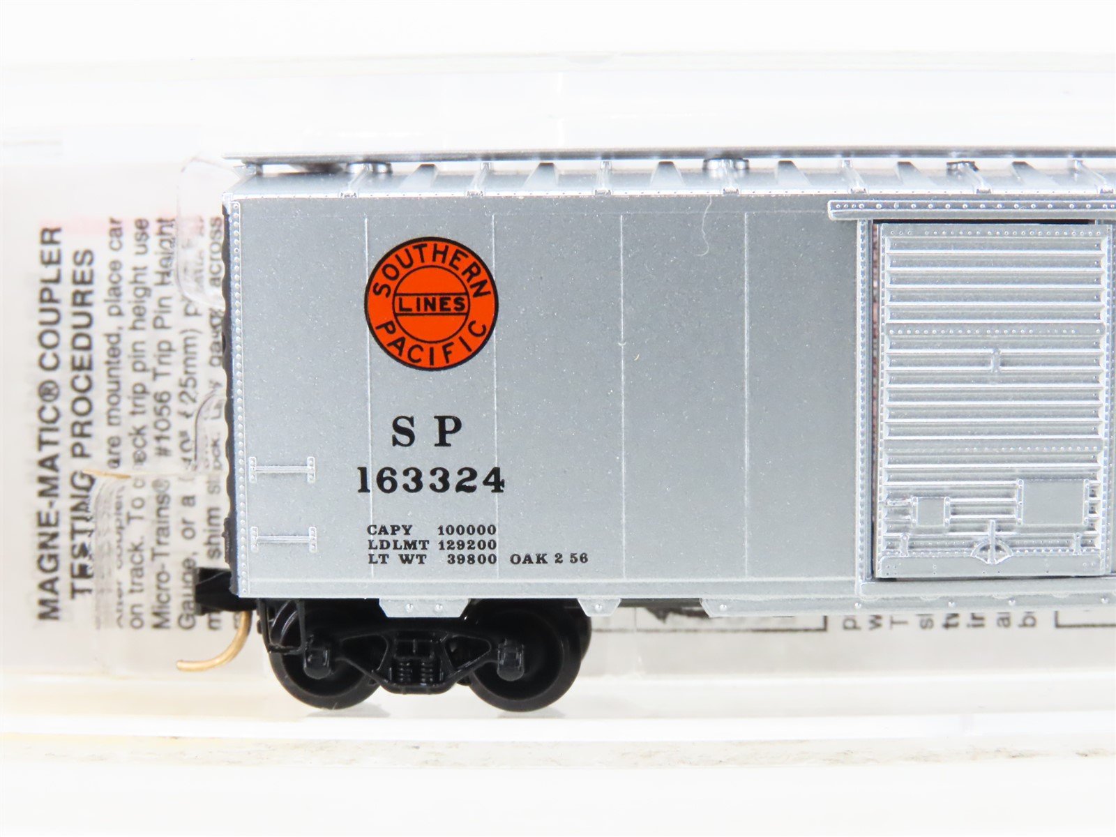 N Scale Micro-Trains MTL 20760 SP Southern Pacific 40' Standard Boxcar #163324