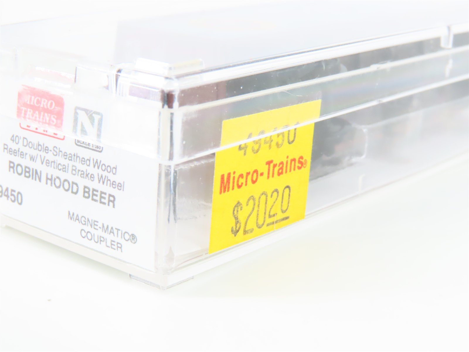 N Scale Micro-Trains 49450 FBX Robin Hood Beer 40' Wood Reefer #5300