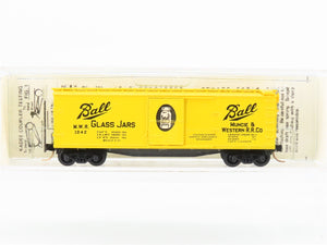 N Scale Kadee Micro-Trains MTL 42030 MWR Ball Glass Jar 40' Wood Boxcar #1042