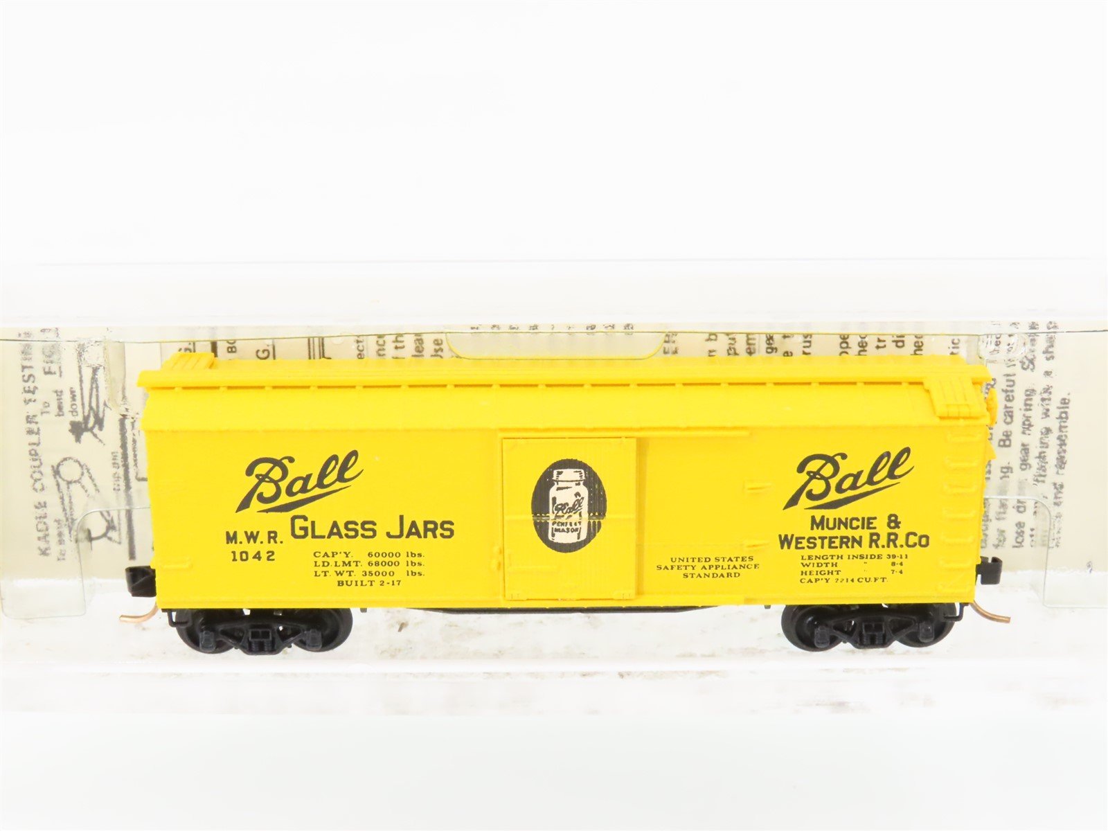 N Scale Kadee Micro-Trains MTL 42030 MWR Ball Glass Jar 40' Wood Boxcar #1042