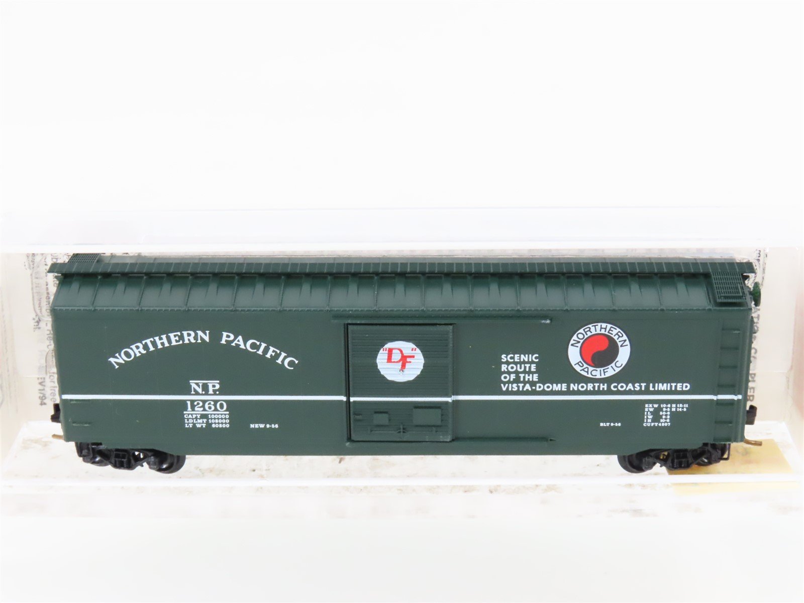 N Scale Micro-Trains MTL 31250 NP Northern Pacific 50' Standard Boxcar #1260