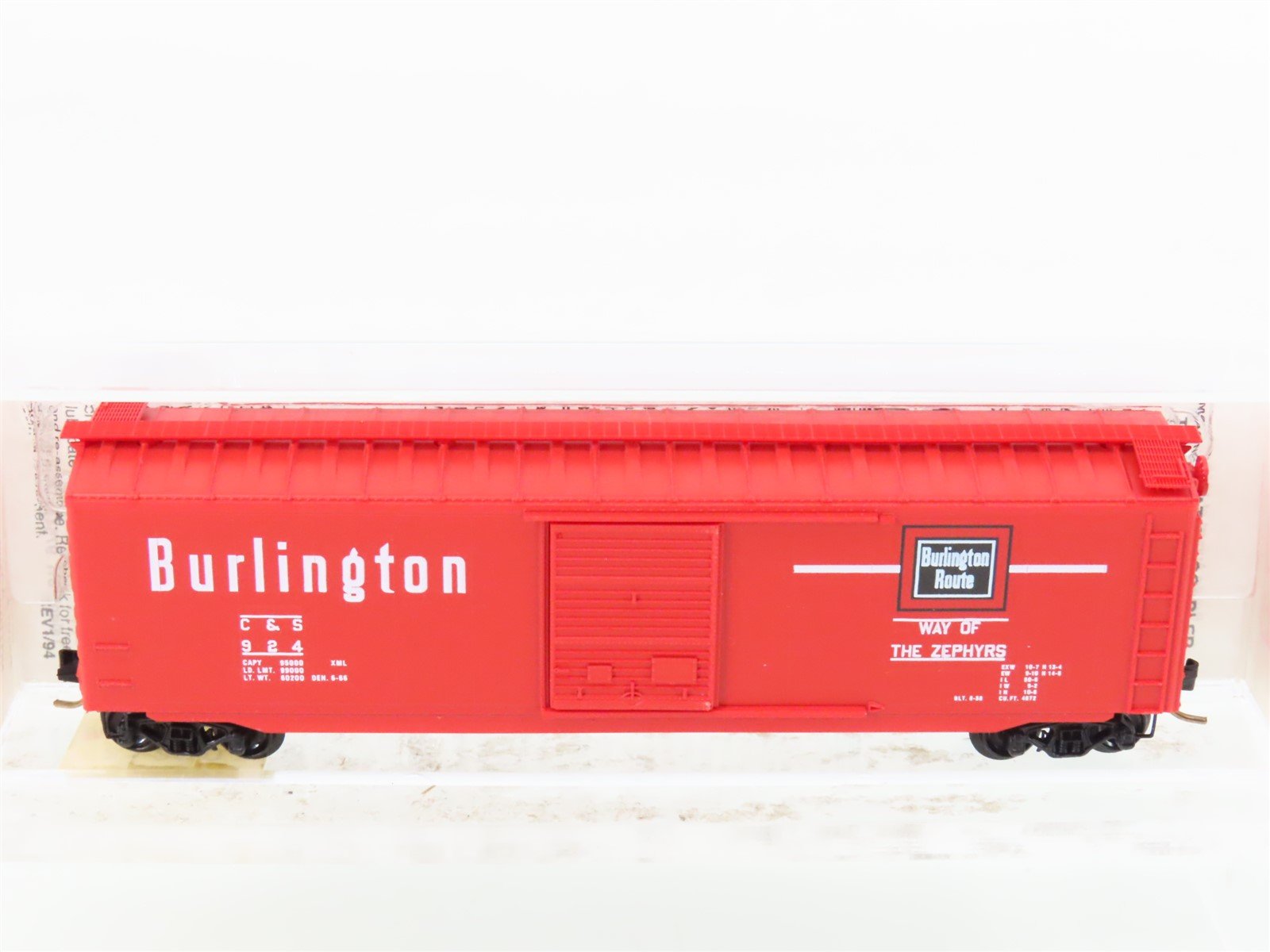 N Scale Micro-Trains MTL 31260 CBQ Burlington 50' Standard Boxcar #924