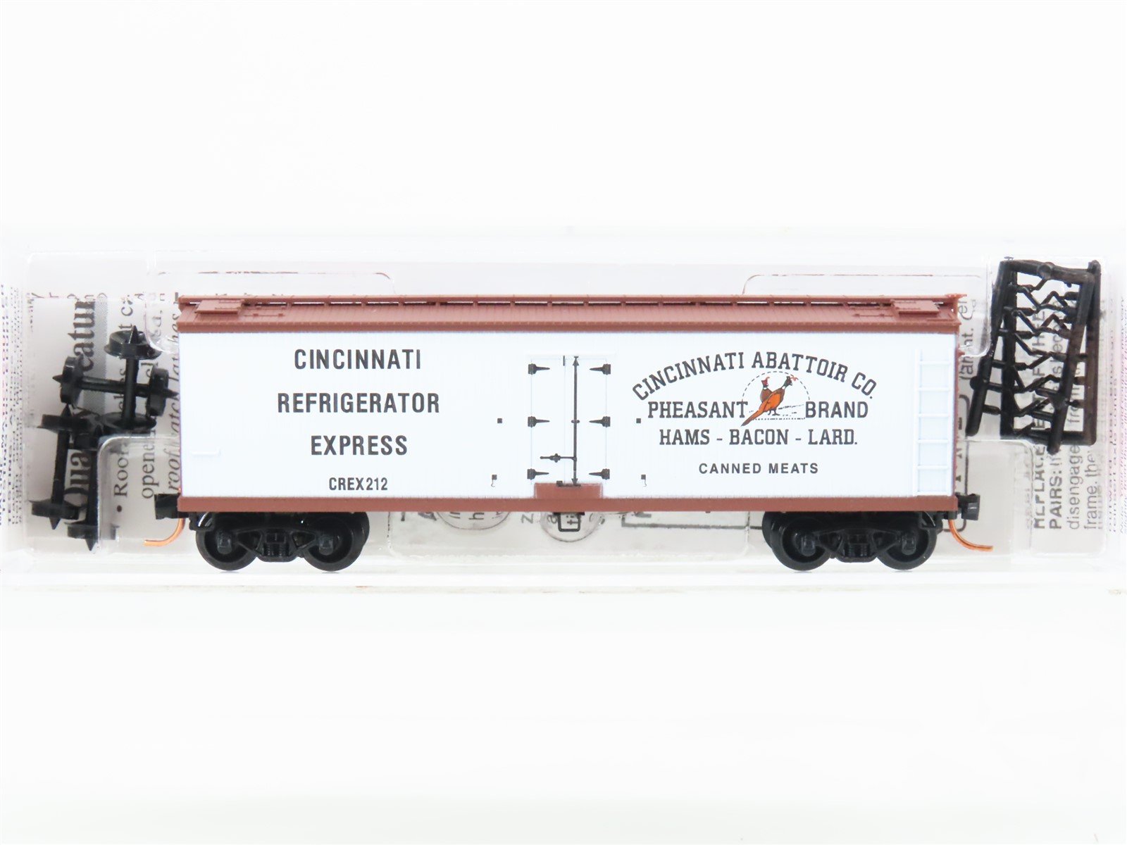 N Micro-Trains MTL 04900090 CREX Cincinnati Reefer Express 40' Wood Reefer #212