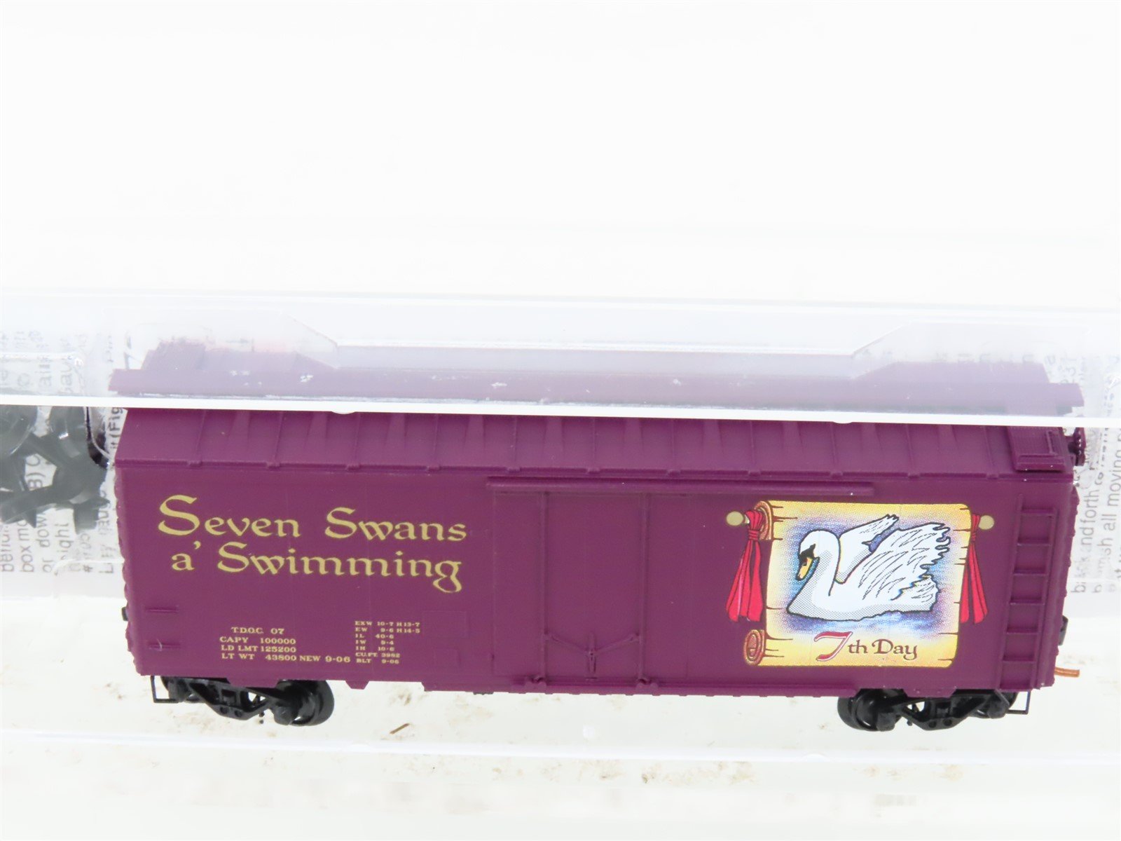 N Scale Micro-Trains MTL 02100507 TDOC Seven Swans a' Swimming 40' Boxcar #07