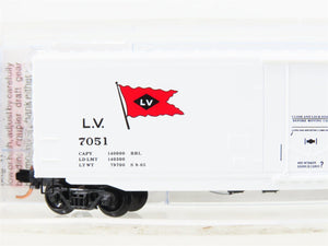 N Scale Micro-Trains MTL 38210 LV Lehigh Valley 40' Standard Boxcar #7051