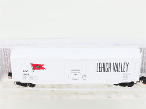 N Scale Micro-Trains MTL 38210 LV Lehigh Valley 40' Standard Boxcar #7051