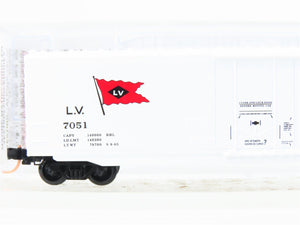 N Scale Micro-Trains MTL 38210 LV Lehigh Valley 50' Standard Boxcar #7051