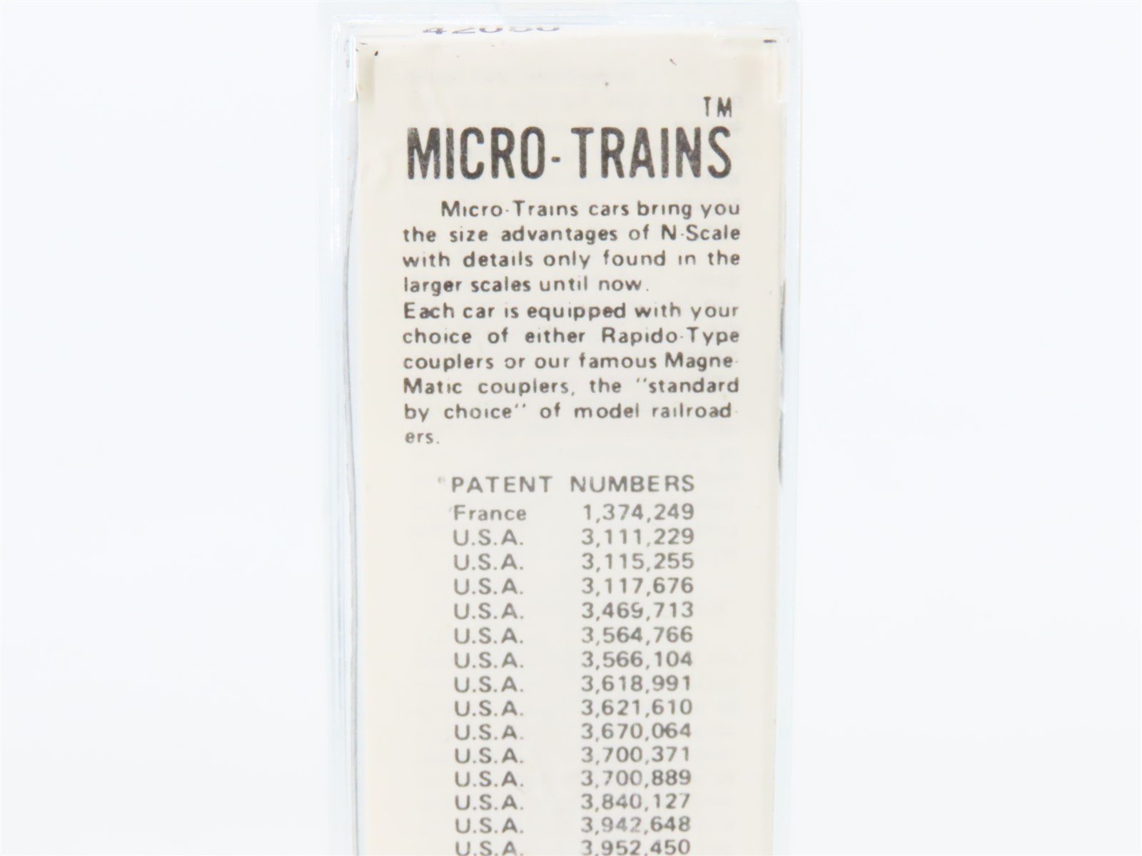 N Scale Kadee Micro-Trains MTL 42050 USN US Navy 40' Wood Boxcar #61-00200