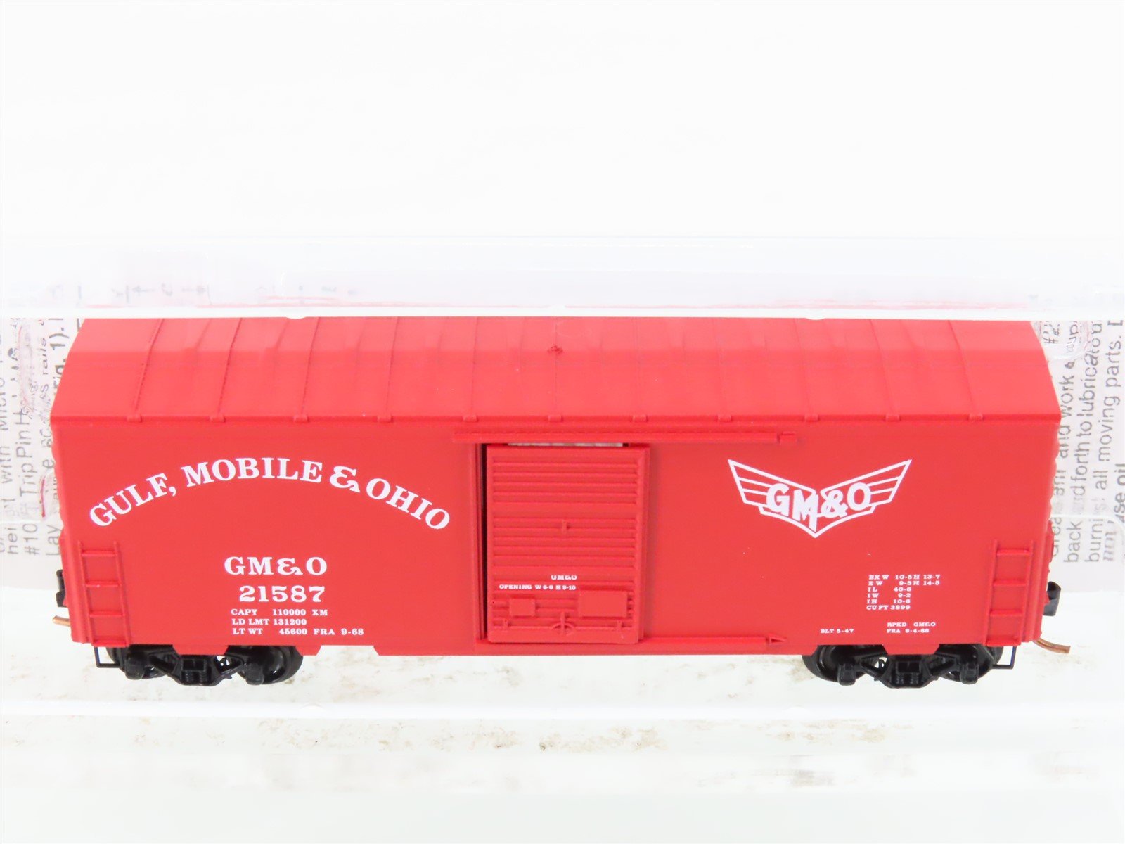 N Micro-Trains MTL 24240 GM&O Gulf Mobile & Ohio 40' Standard Boxcar #21587
