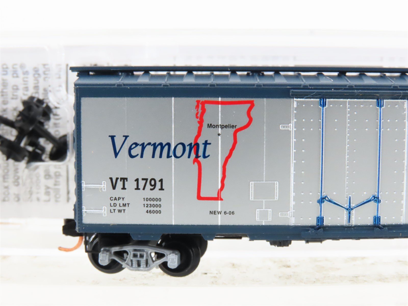 N Scale Micro-Trains MTL 02100402 US State Series 40' Box Car - Vermont #1791
