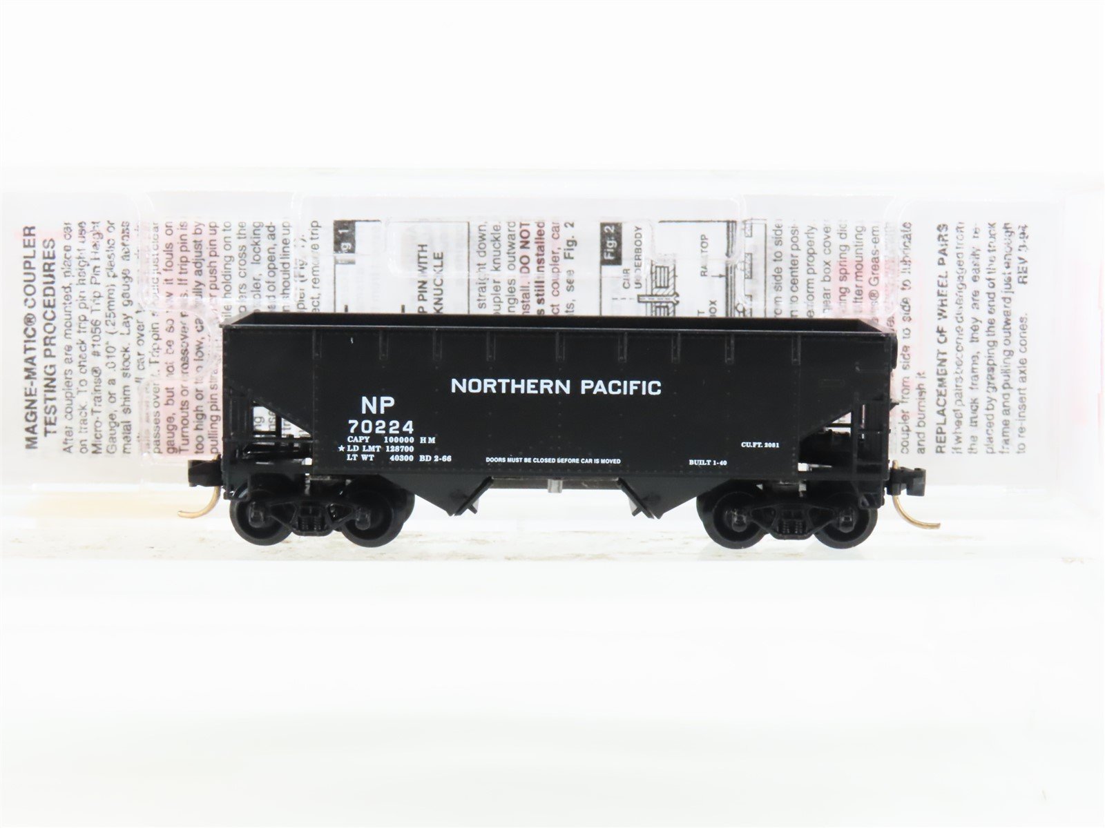 N Micro-Trains MTL 55080 NP Northern Pacific 2-Bay Offset-Side Hopper #70224
