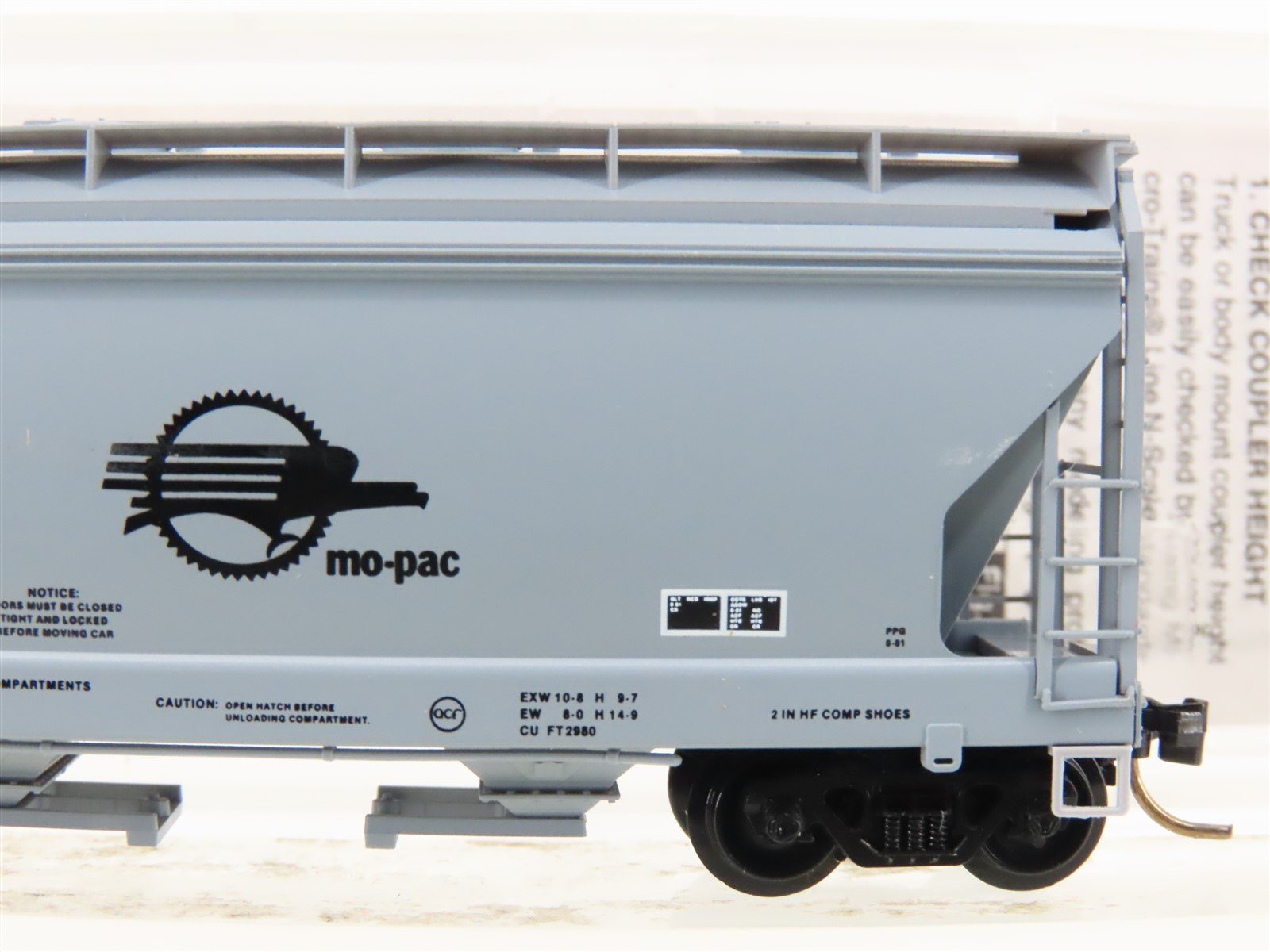 N Micro-Trains MTL 92030 MP Mo-Pac 2-Bay ACF Centerflow Covered Hopper #705735