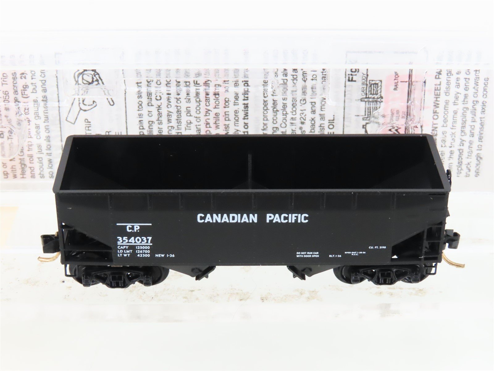 N Micro-Trains MTL 55150 CP Canadian Pacific 2-Bay Offset-Side Hopper #354037