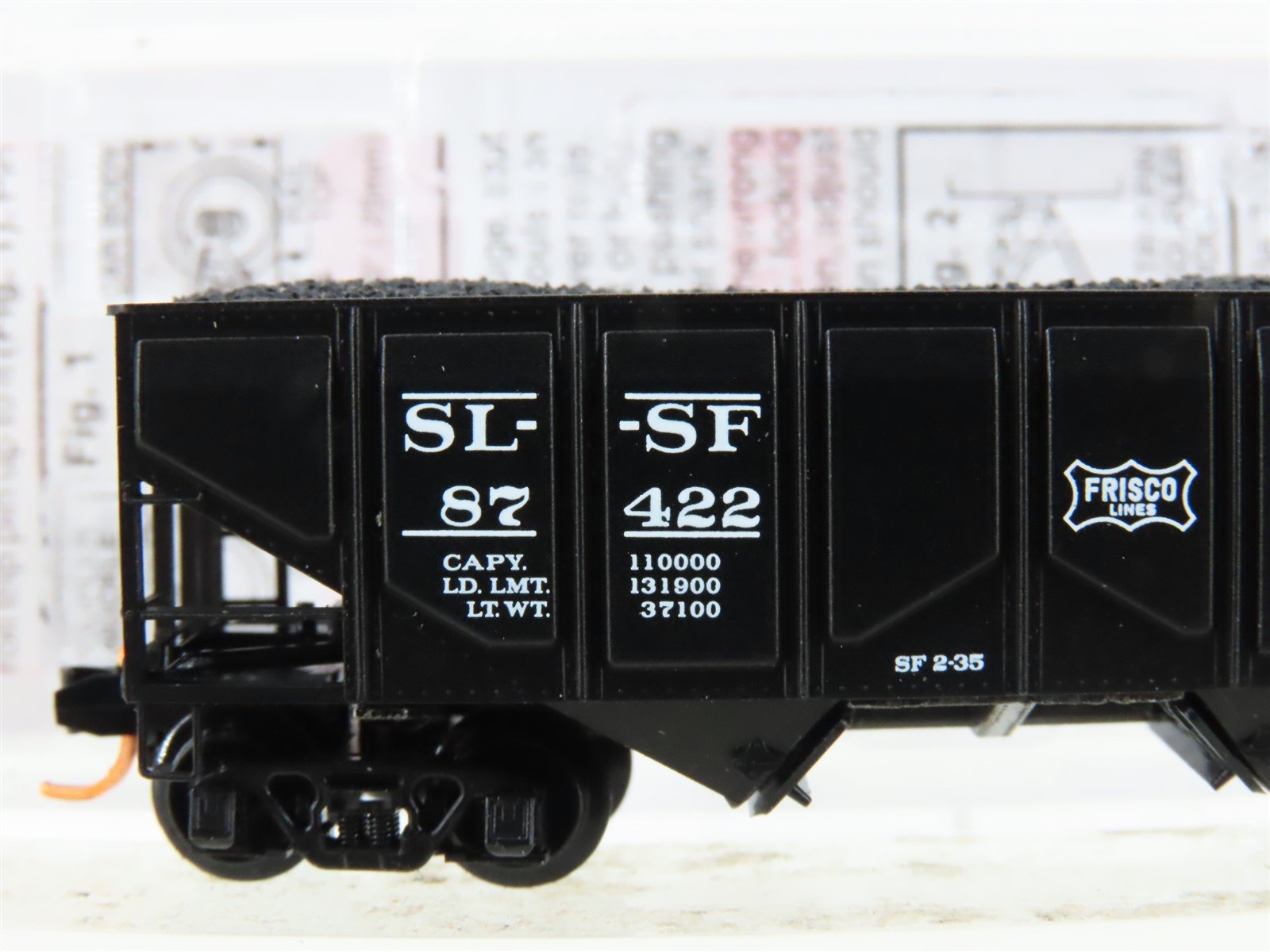 N Micro-Trains MTL 08500050 SLSF Frisco 2-Bay Panel-Side Hopper #87422 w/ Load
