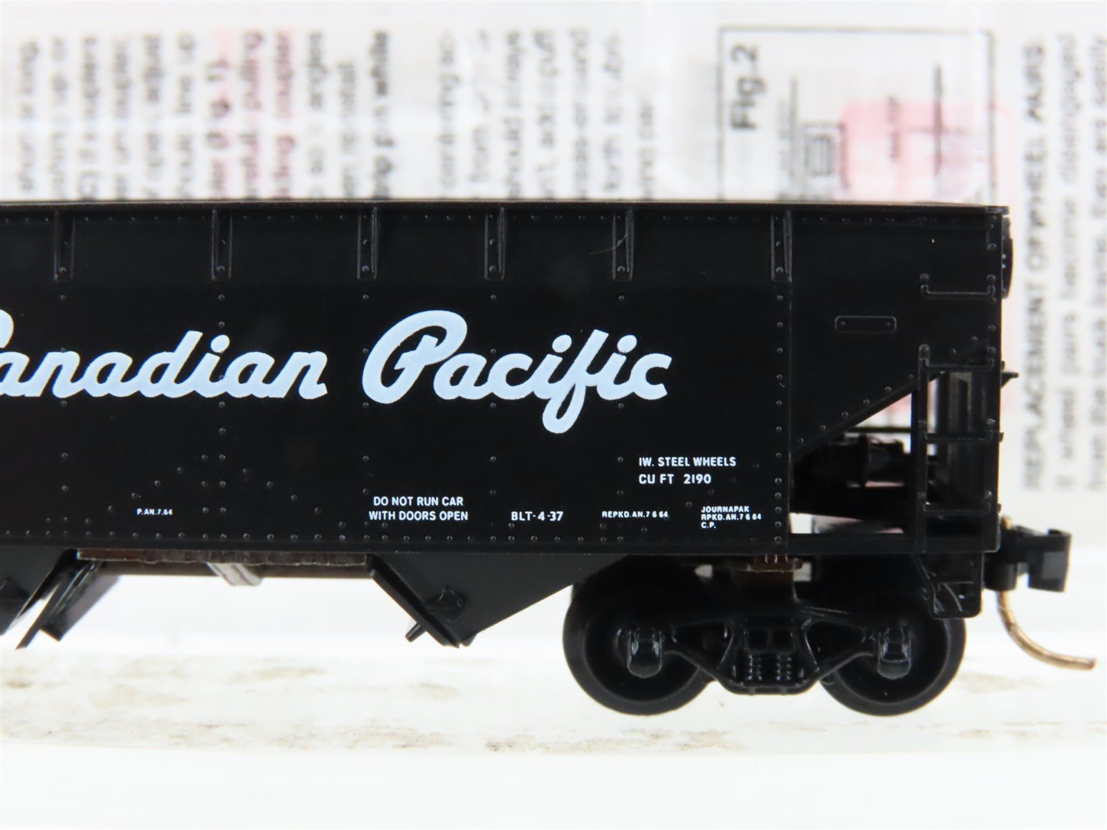 N Micro-Trains MTL 55410 CP Canadian Pacific 2-Bay Offset-Side Hopper #354116