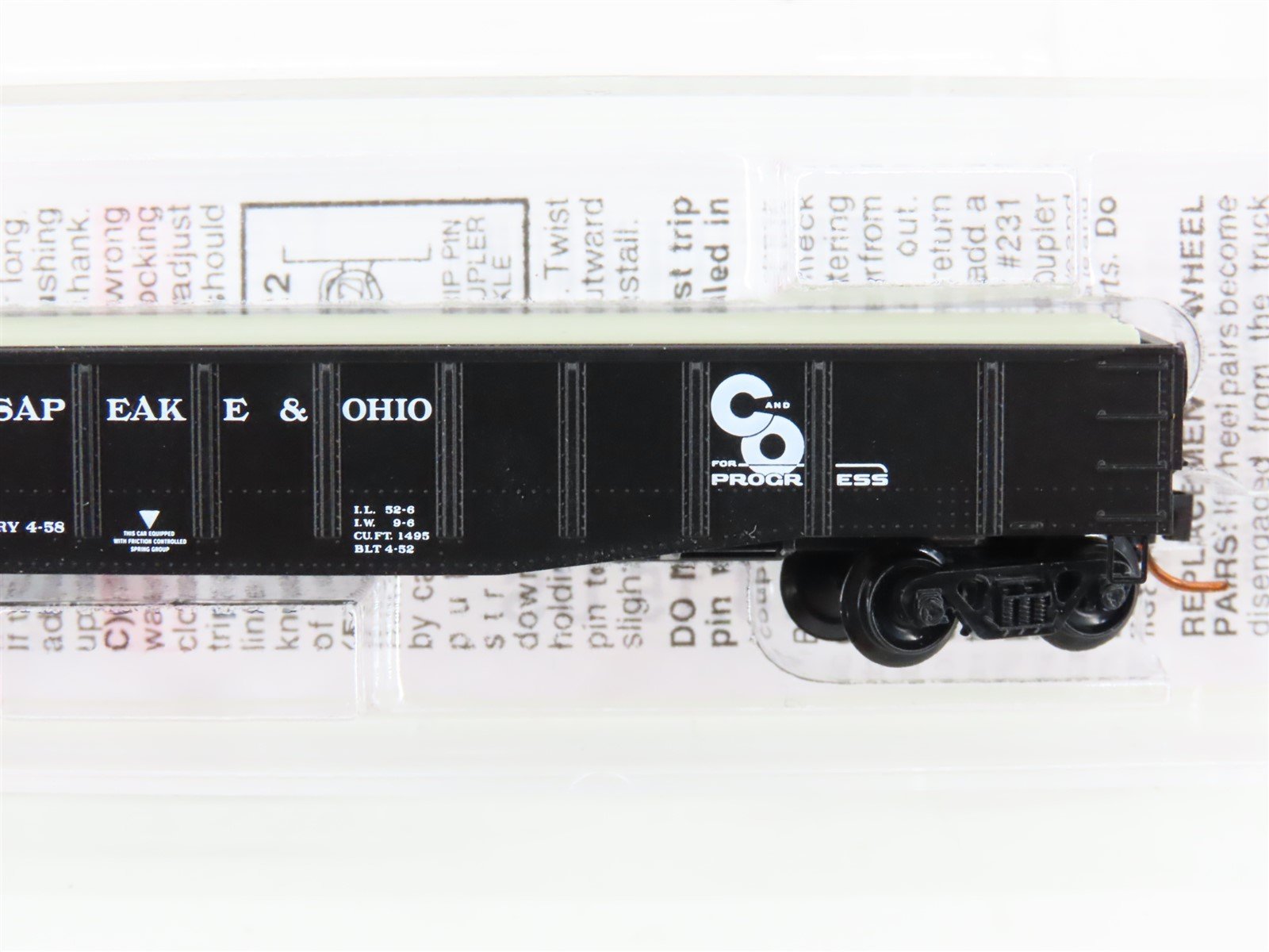 N Scale Micro-Trains MTL 10500160 C&O 50' Fixed-End Gondola #31630 w/ Steel Load