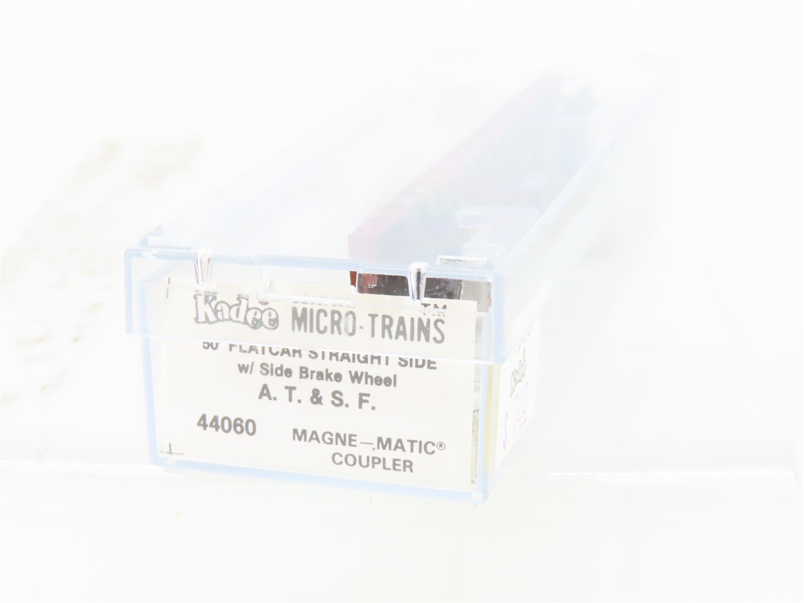 N Scale Kadee Micro-Trains MTL 44060 ATSF Santa Fe 50' Flat Car #90806