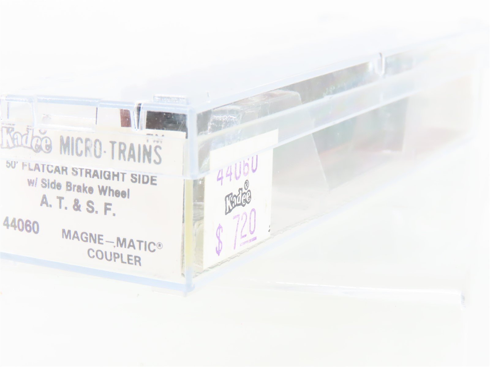 N Scale Kadee Micro-Trains MTL 44060 ATSF Santa Fe 50' Flat Car #90806