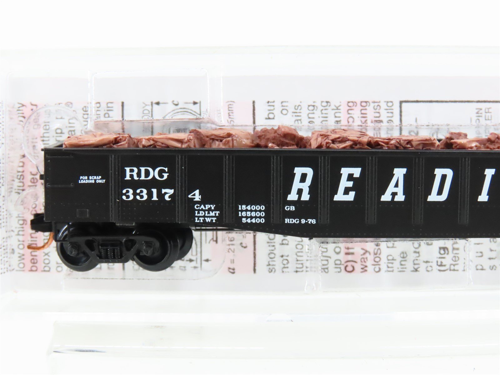 N Scale Micro-Trains MTL 10500150 RDG Reading 50' Gondola #33174 w/ Scrap Load