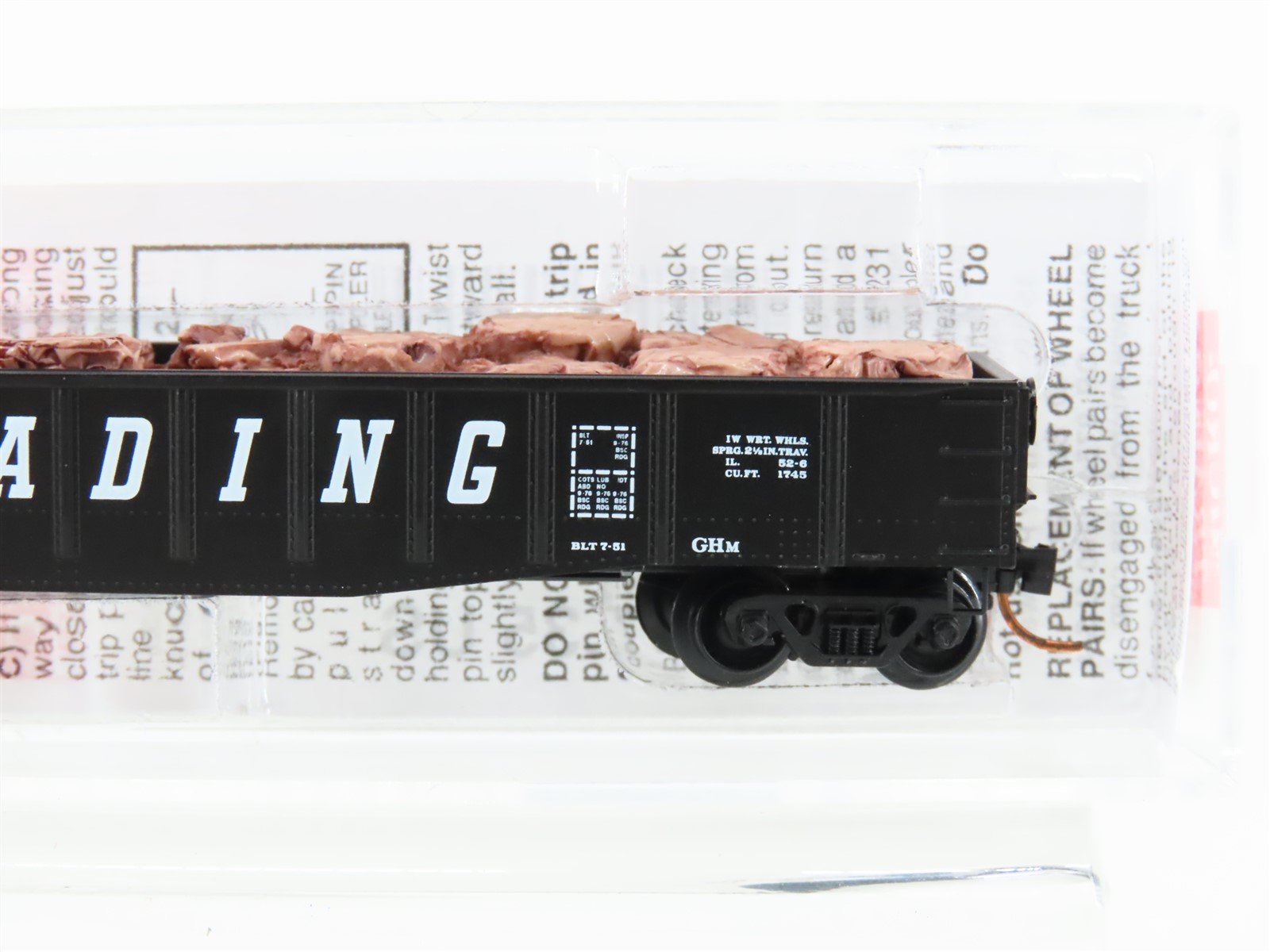 N Scale Micro-Trains MTL 10500150 RDG Reading 50' Gondola #33174 w/ Scrap Load