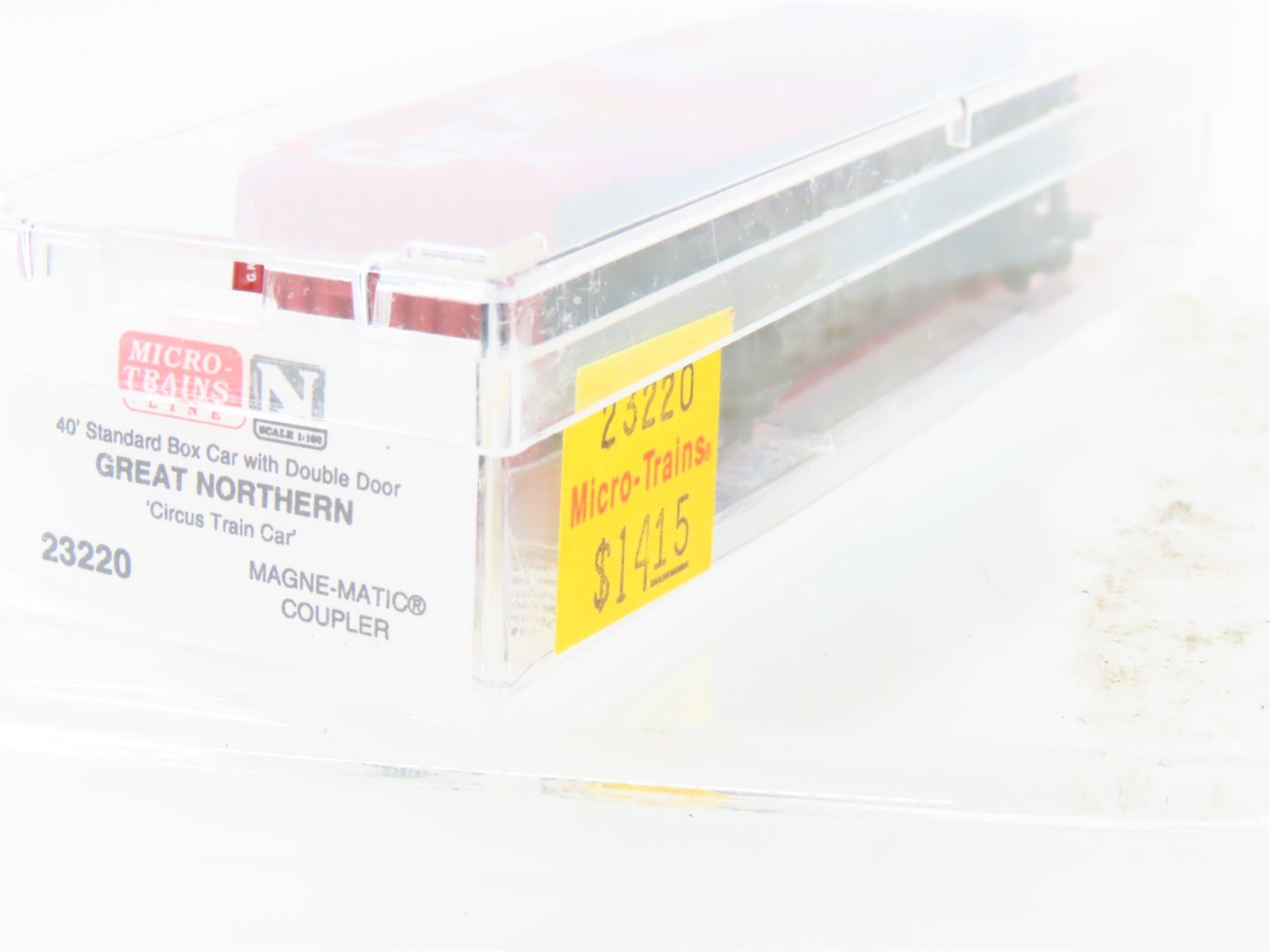 N Scale Micro-Trains MTL 23220 GN Great Northern 40' Double Door Box Car #2486