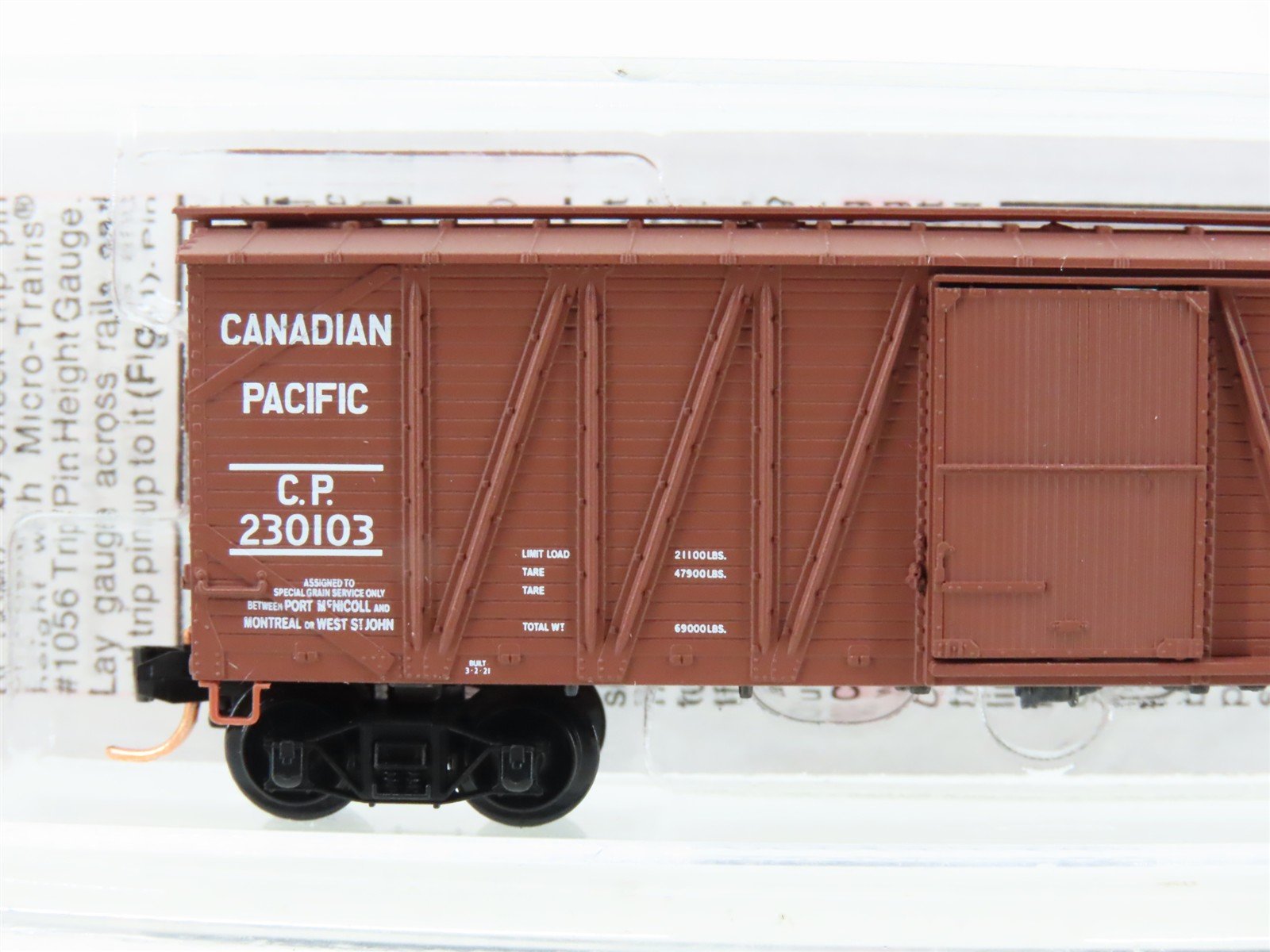 N Micro-Trains MTL 02800120 CP Canadian Pacific 40' Single Door Box Car #230103
