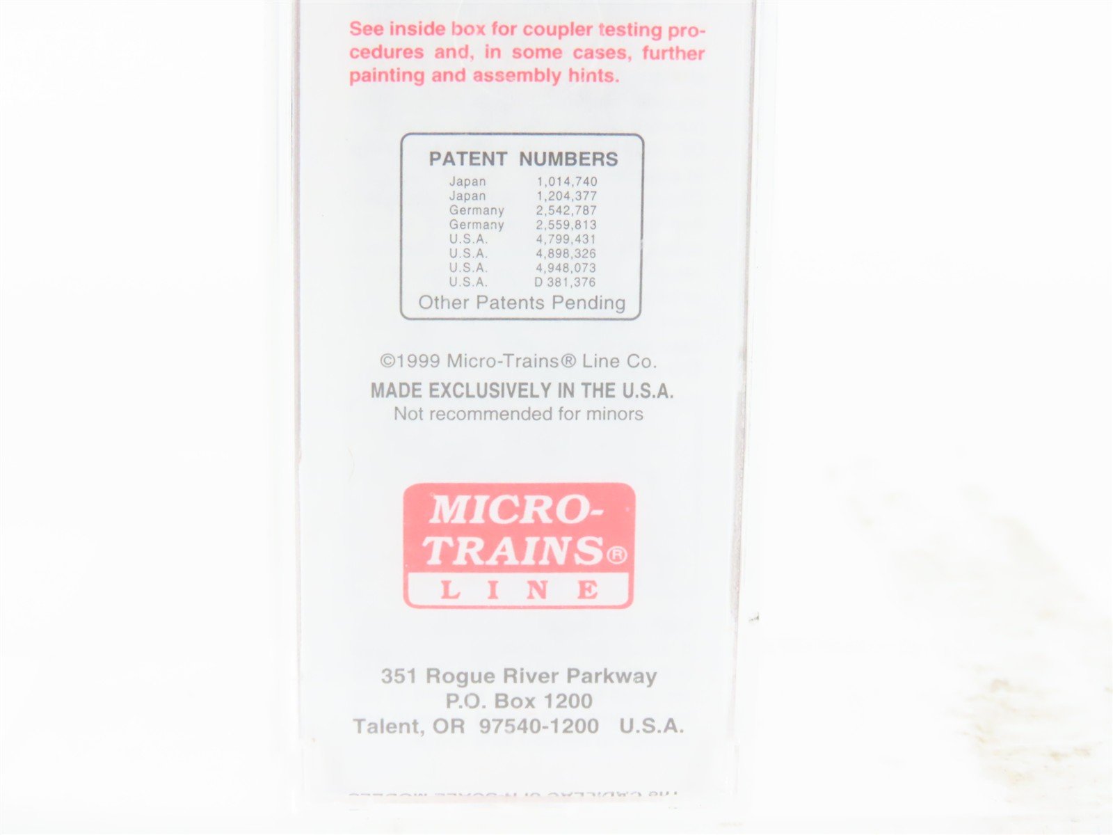 N Scale Micro-Trains MTL 32160 SP Southern Pacific 50' Plug Door Box Car #672925